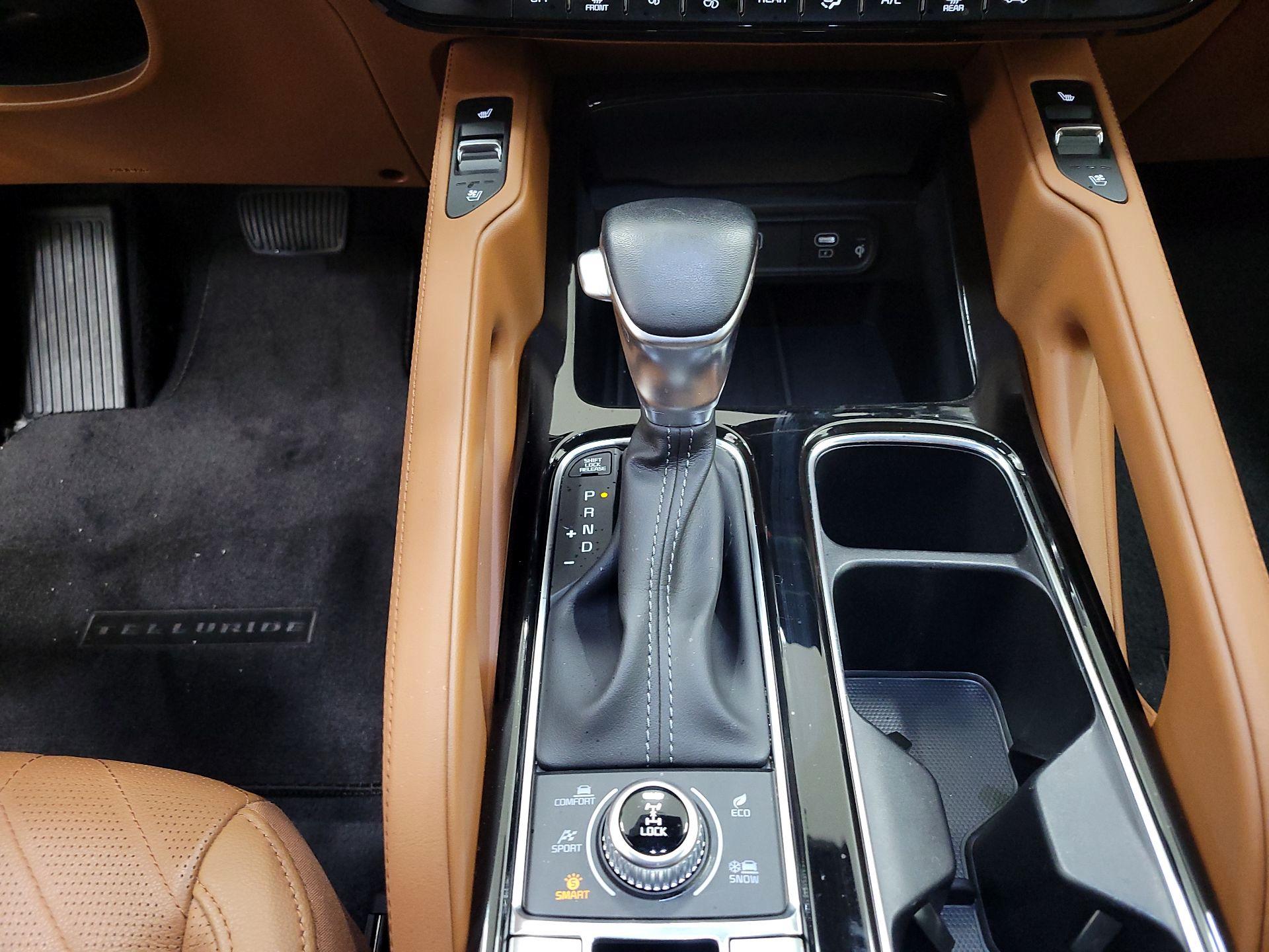 Thumbnail: 2024 Kia Telluride - 18