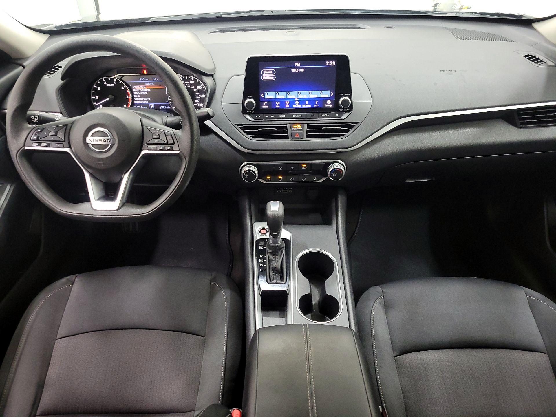 Thumbnail: 2022 Nissan Altima - 9