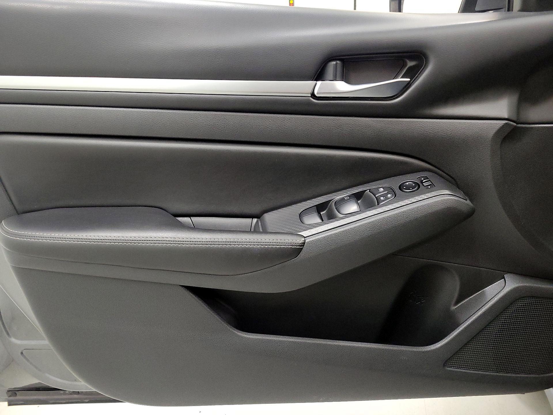 Thumbnail: 2022 Nissan Altima - 12