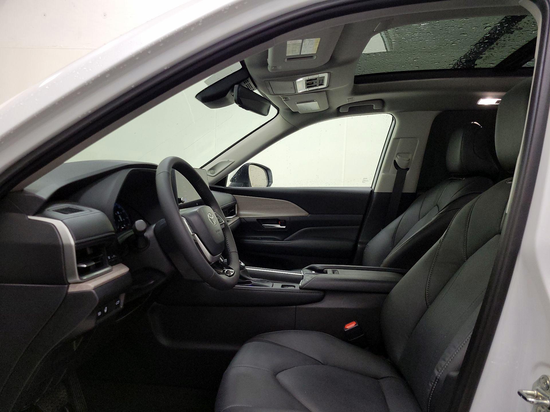 Thumbnail: 2025 Toyota Grand Highlander - 19