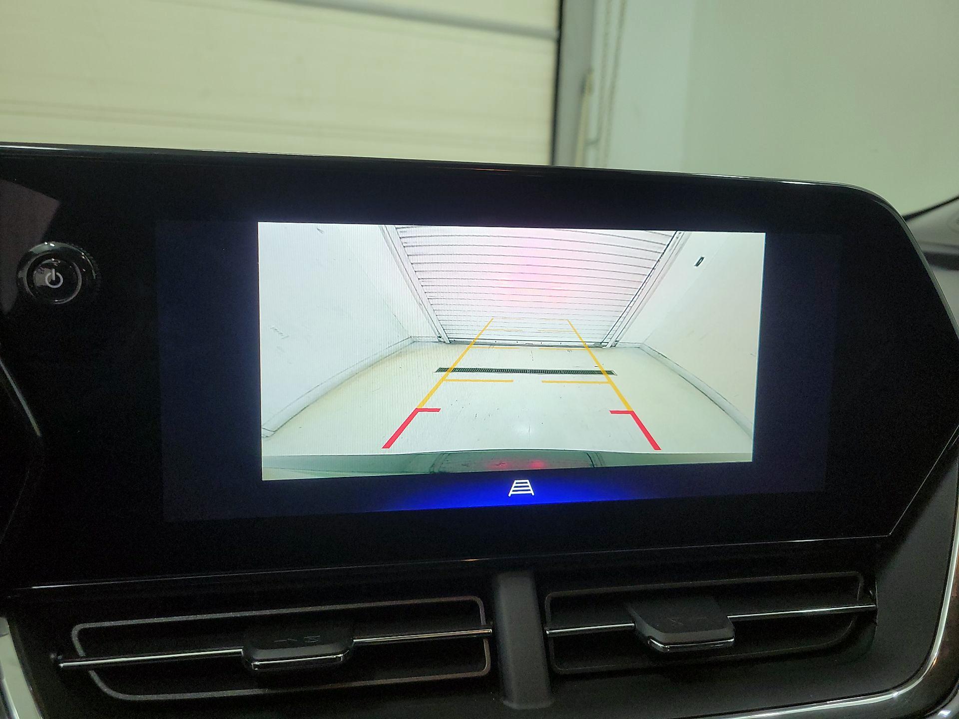 Thumbnail: 2025 Chevrolet Trax - 14