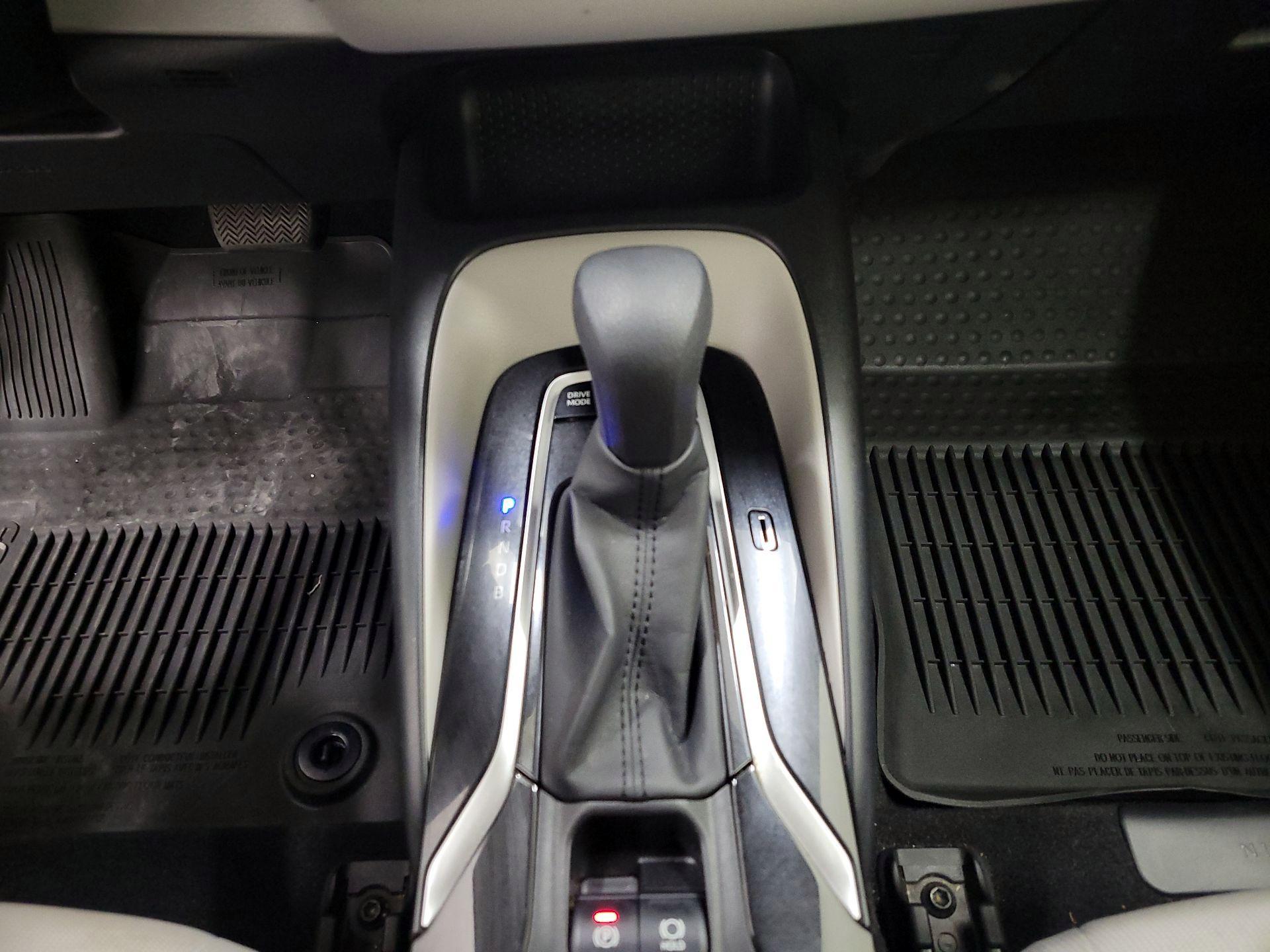 Thumbnail: 2022 Toyota Corolla - 17