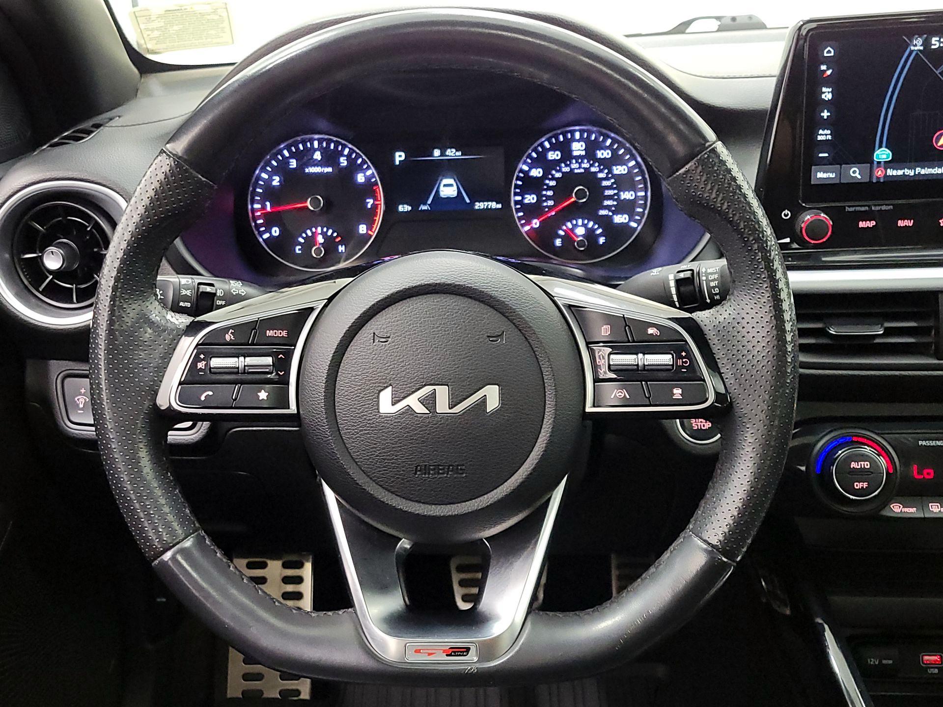 Thumbnail: 2023 Kia Forte - 10