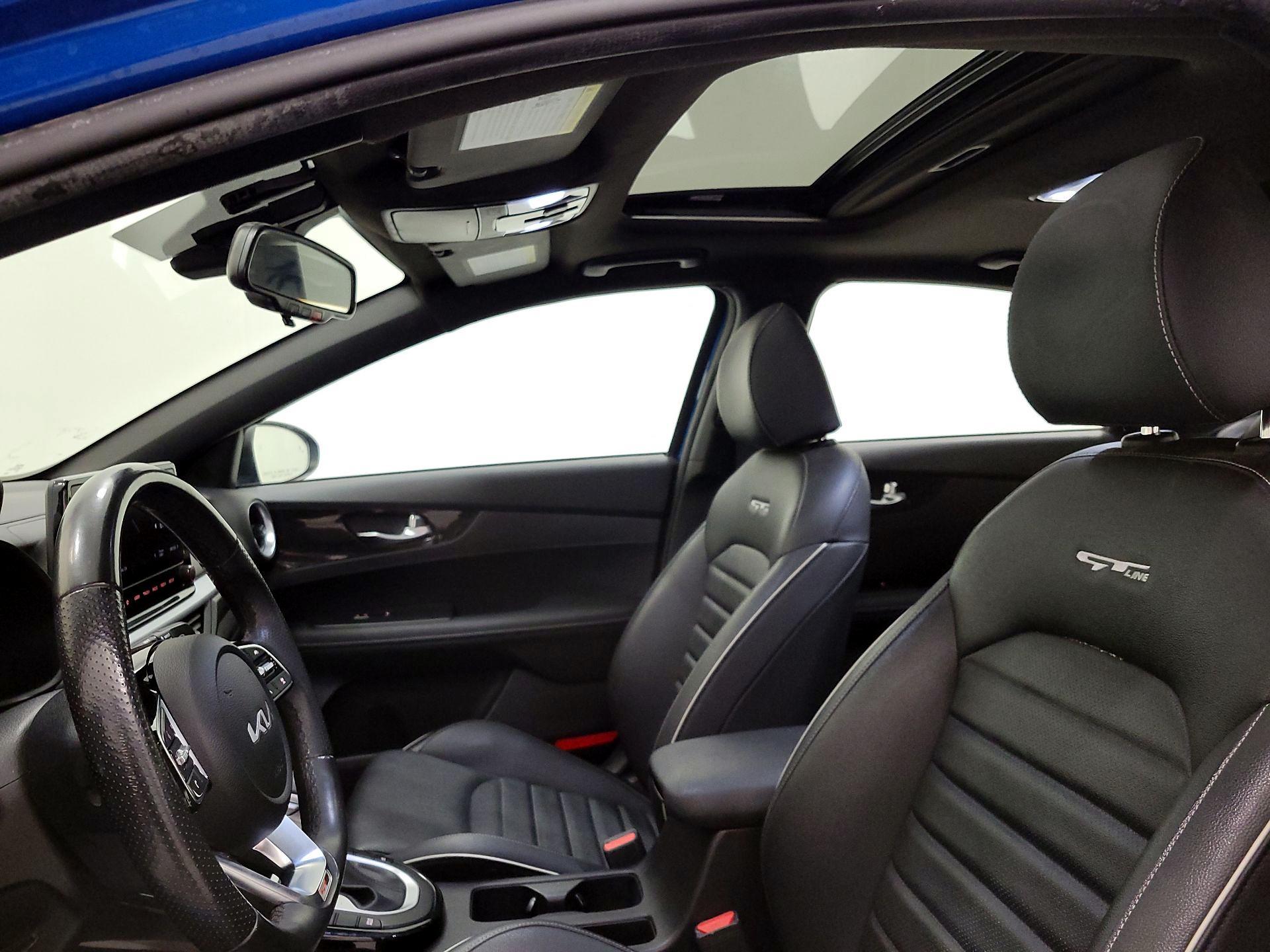 Thumbnail: 2023 Kia Forte - 20