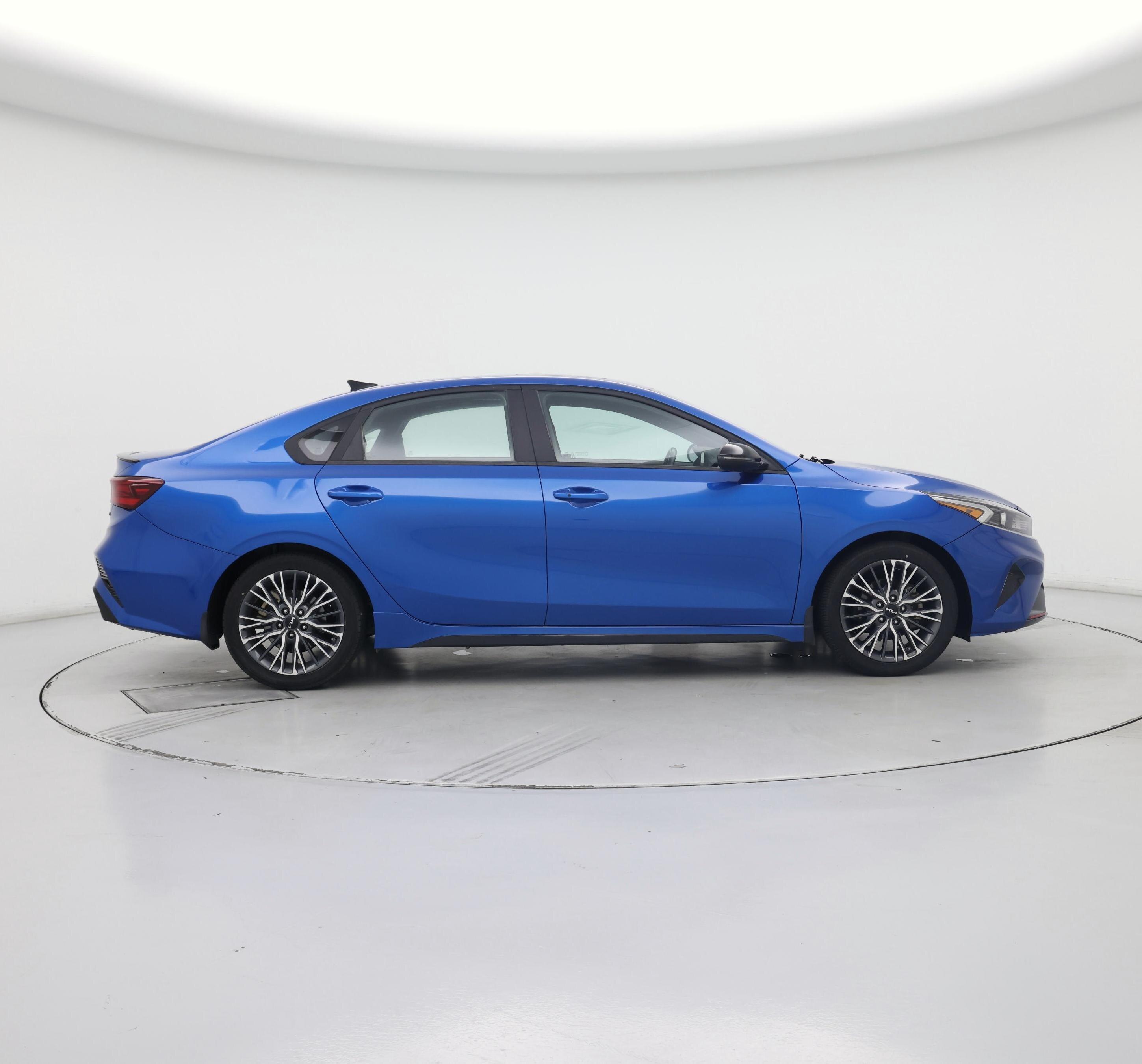 Thumbnail: 2023 Kia Forte - 7