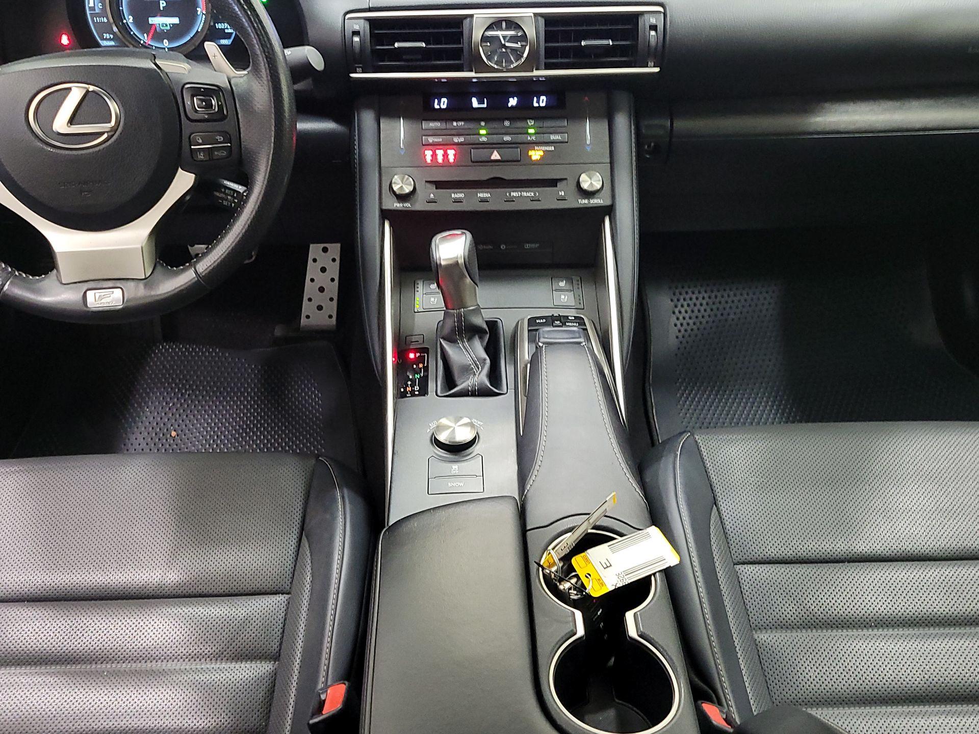 Thumbnail: 2019 Lexus IS - 17