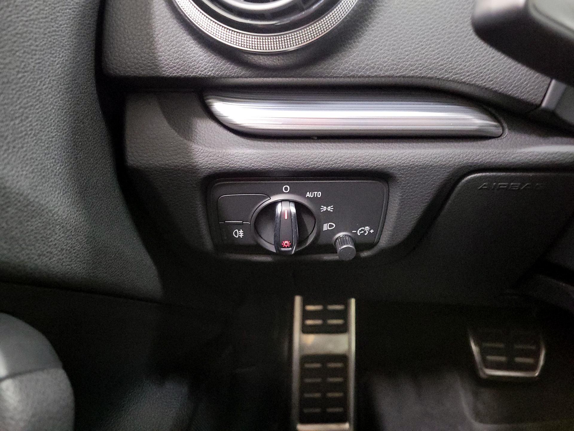 Thumbnail: 2015 Audi A3 - 13