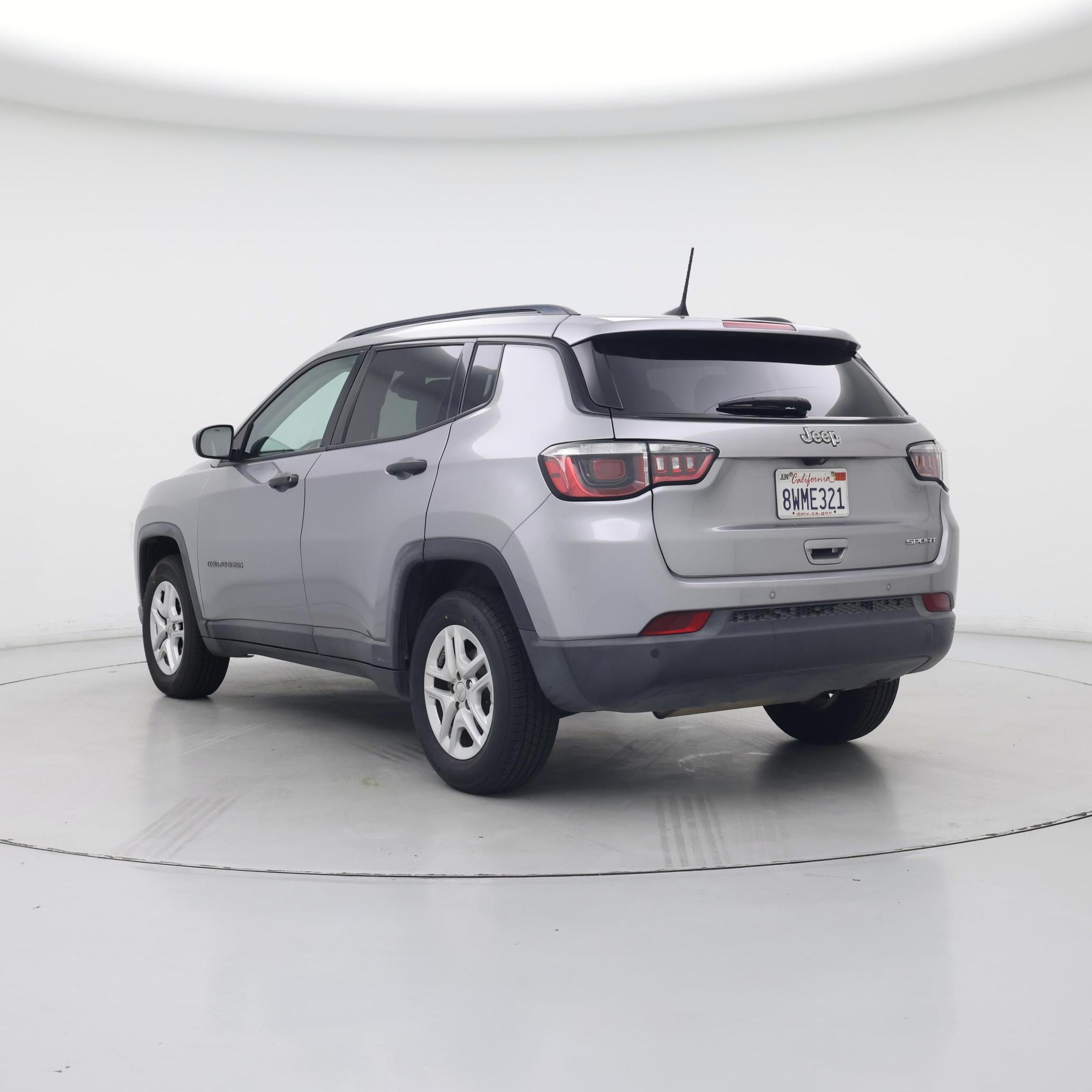 Thumbnail: 2018 Jeep Compass - 2