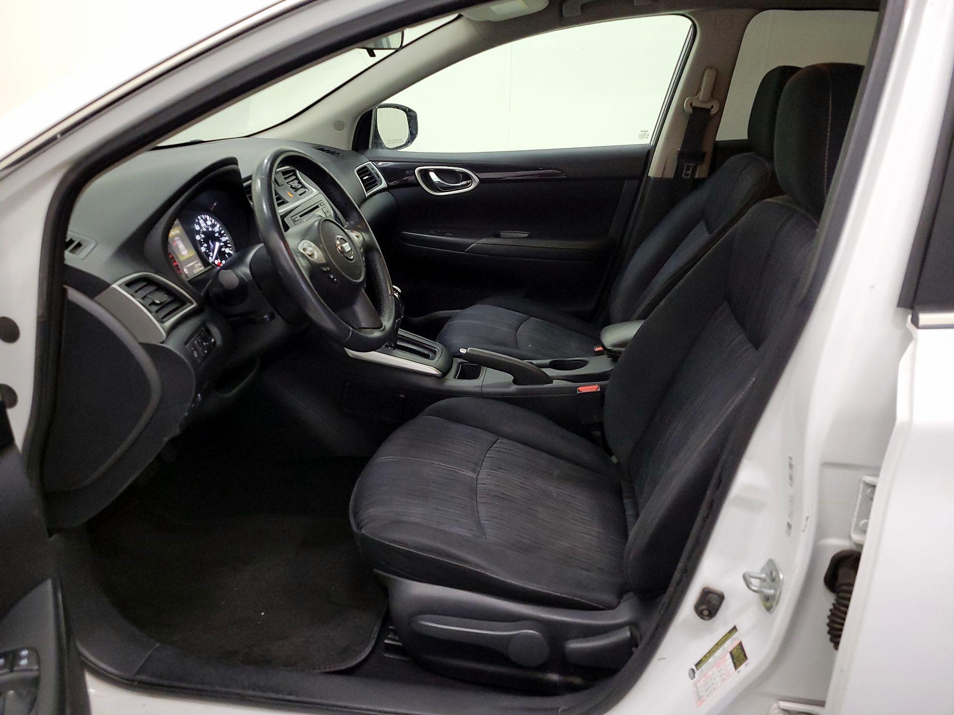 Thumbnail: 2017 Nissan Sentra - 11