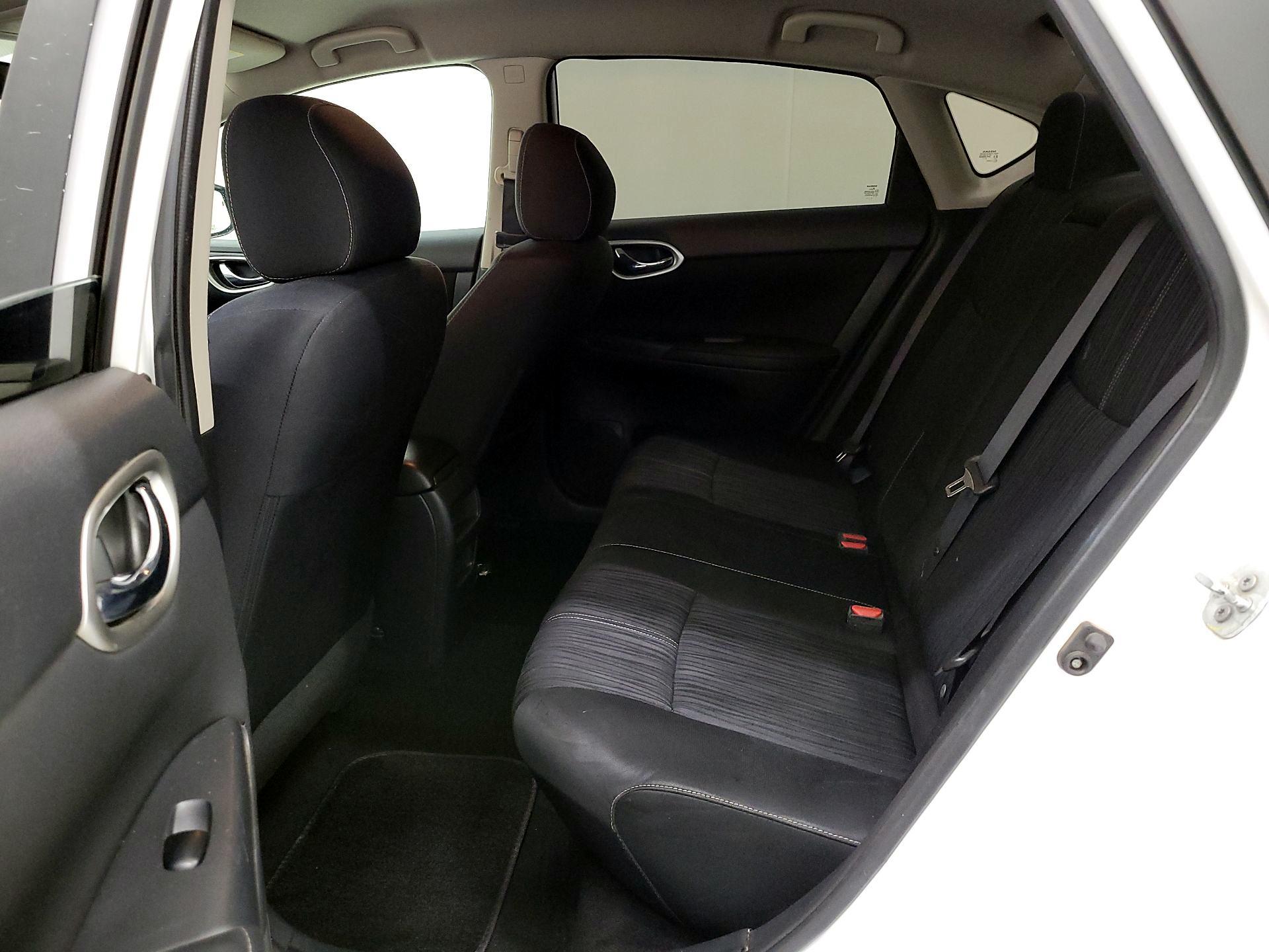 Thumbnail: 2017 Nissan Sentra - 19