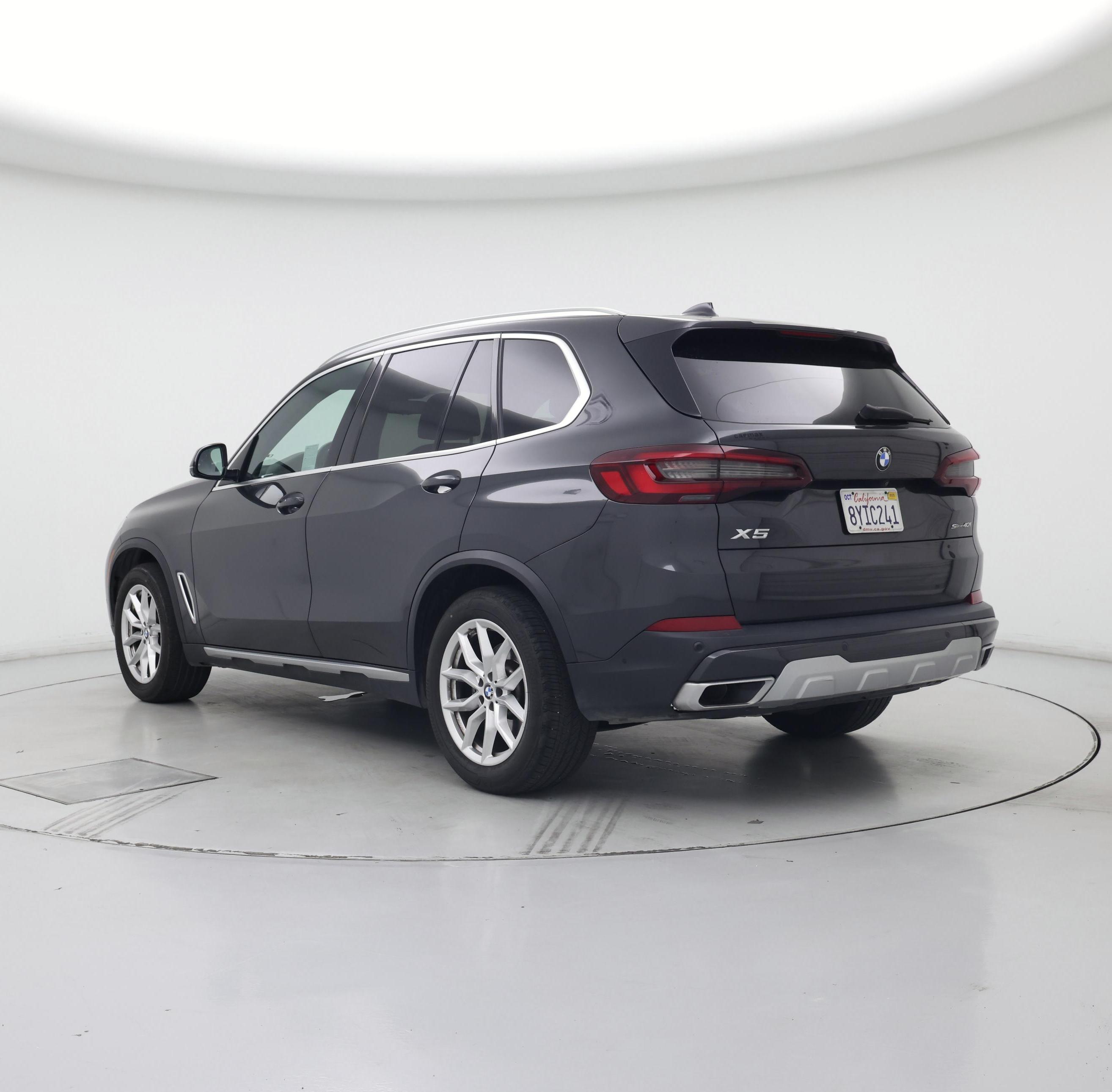 Thumbnail: 2022 BMW X5 - 2