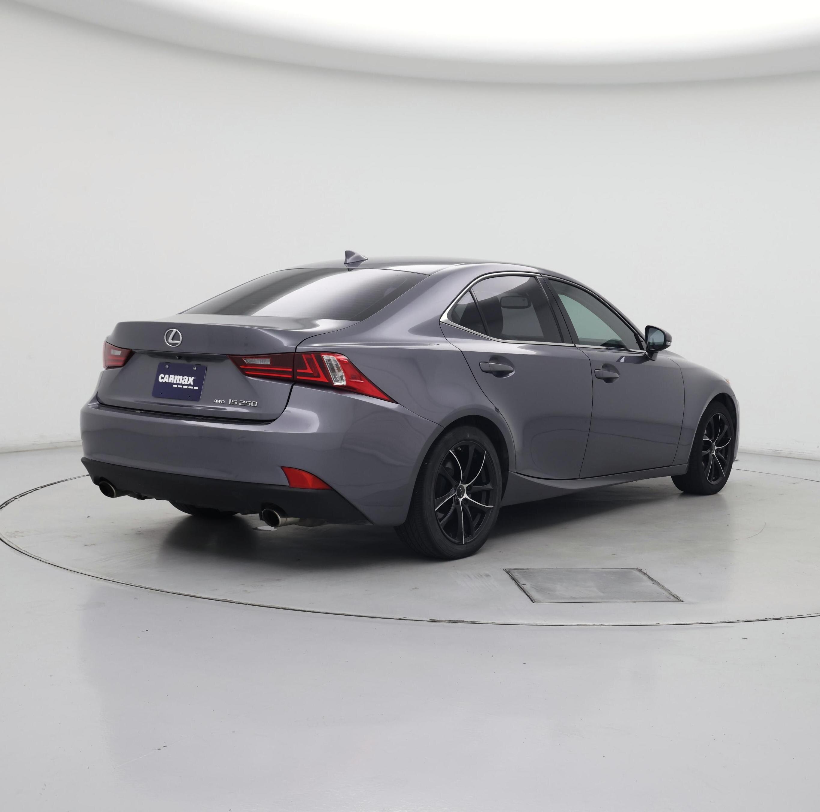 Thumbnail: 2015 Lexus IS - 8