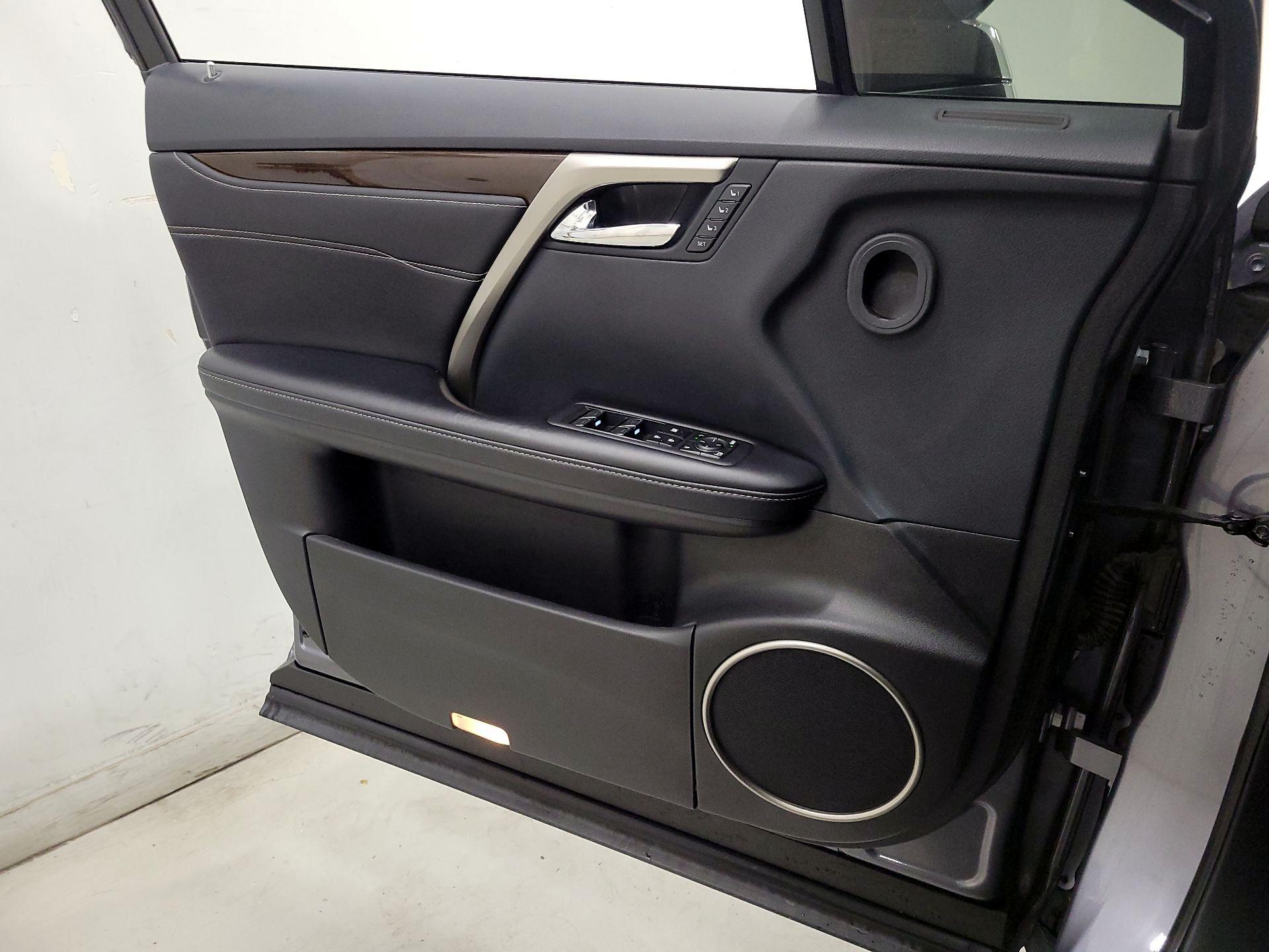 Thumbnail: 2019 Lexus RX - 12