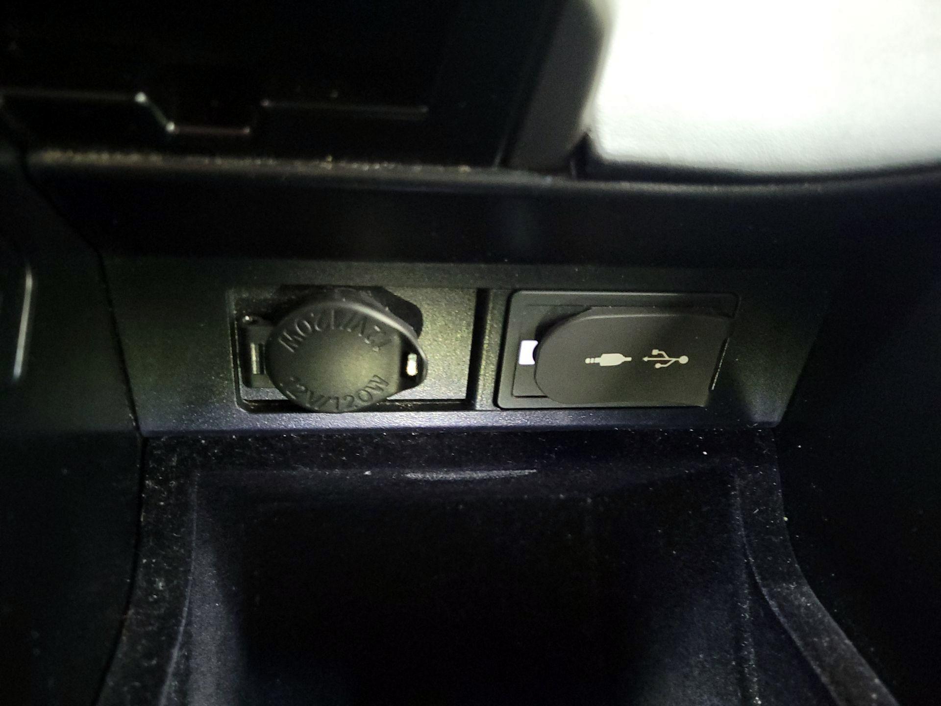 Thumbnail: 2019 Lexus RX - 19