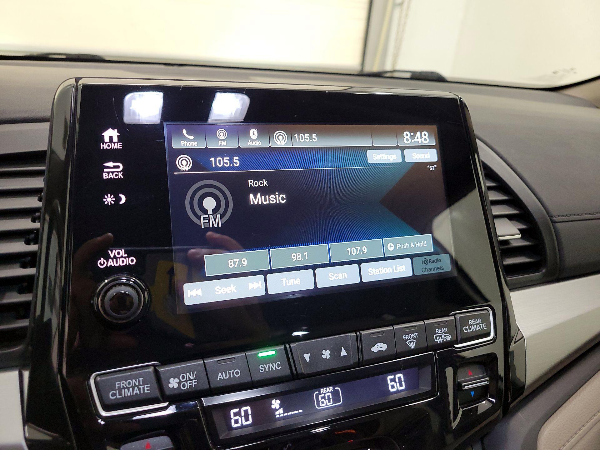 Thumbnail: 2019 Honda Odyssey - 15