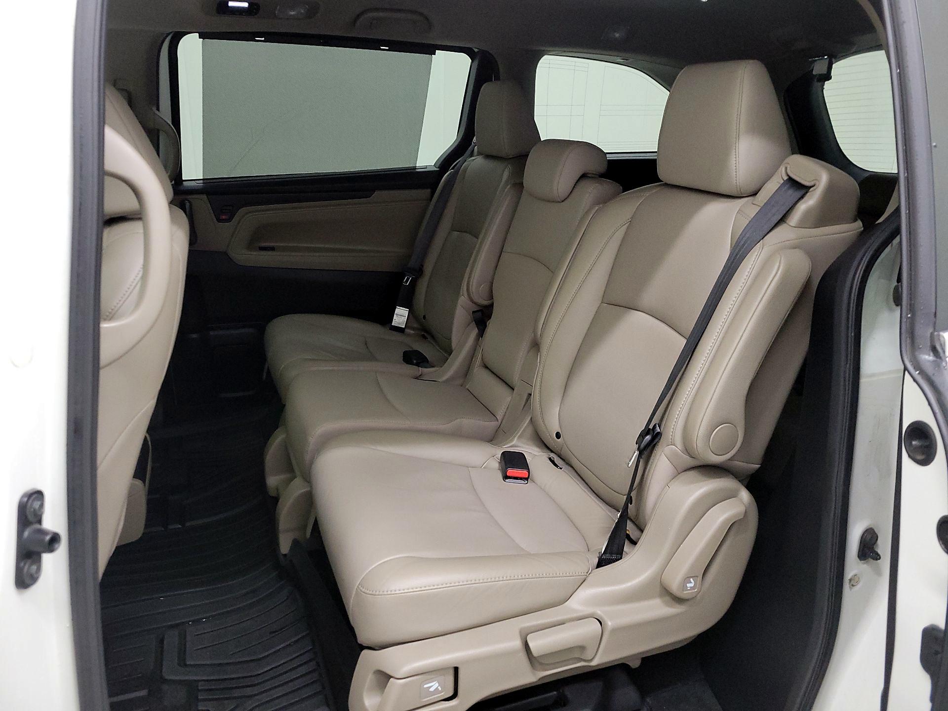 Thumbnail: 2019 Honda Odyssey - 20