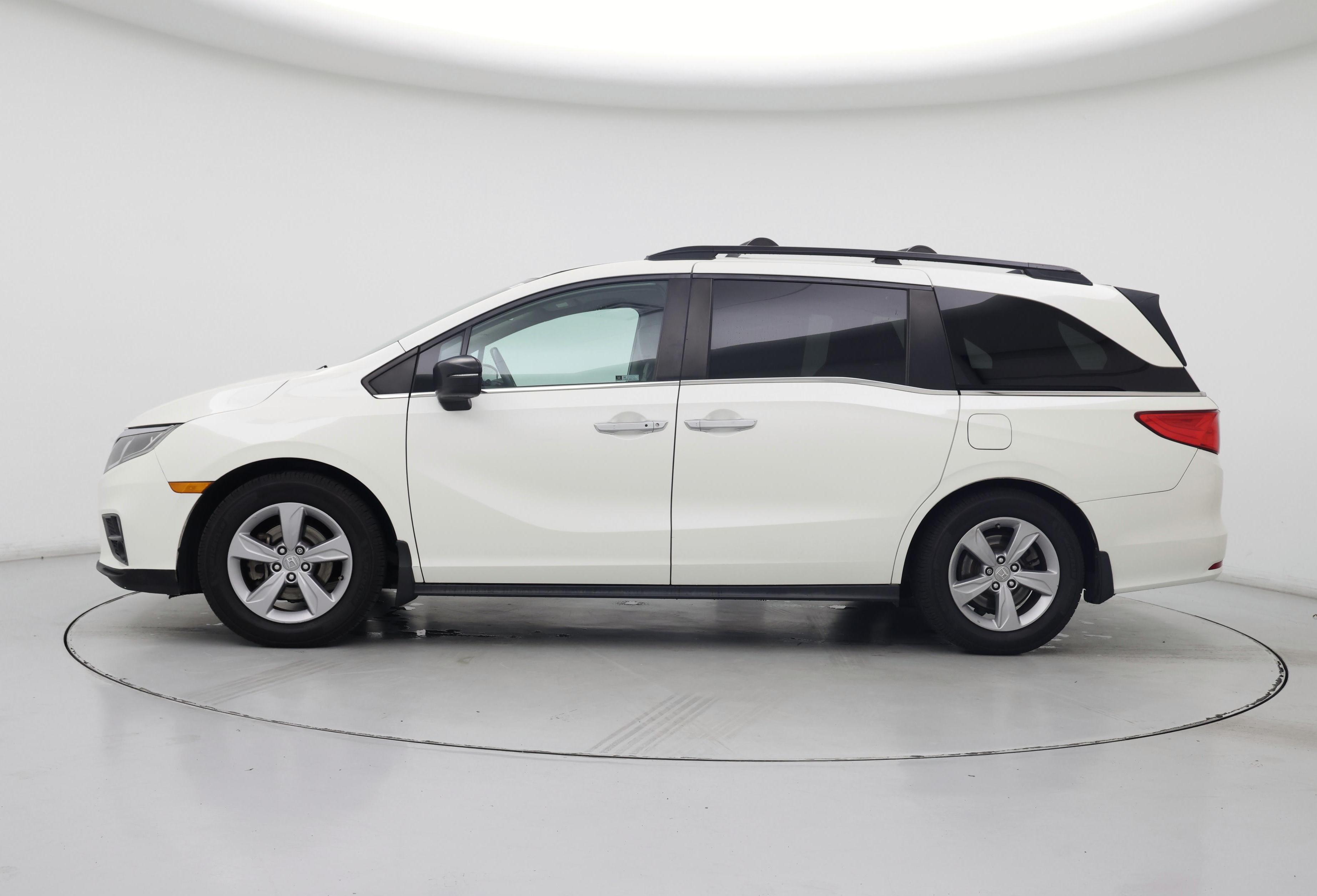 Thumbnail: 2019 Honda Odyssey - 3