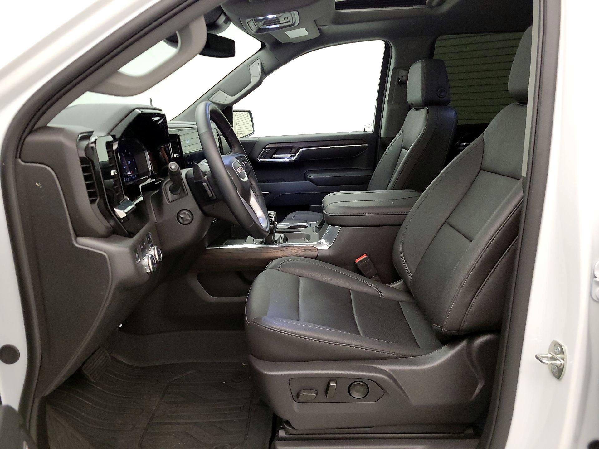 Thumbnail: 2024 GMC Sierra 1500 - 11