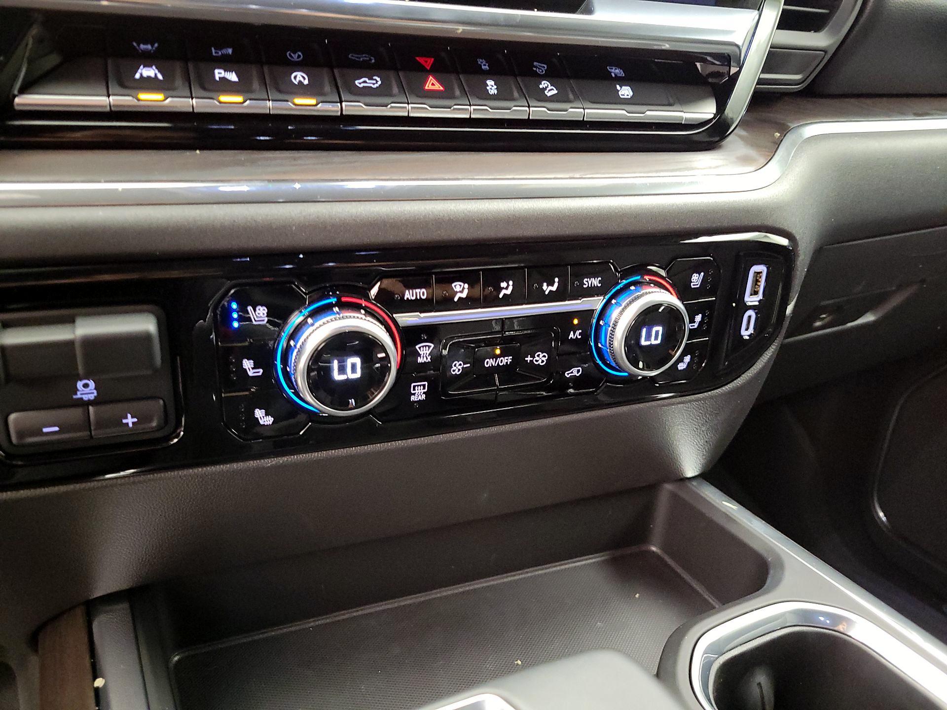 Thumbnail: 2024 GMC Sierra 1500 - 16