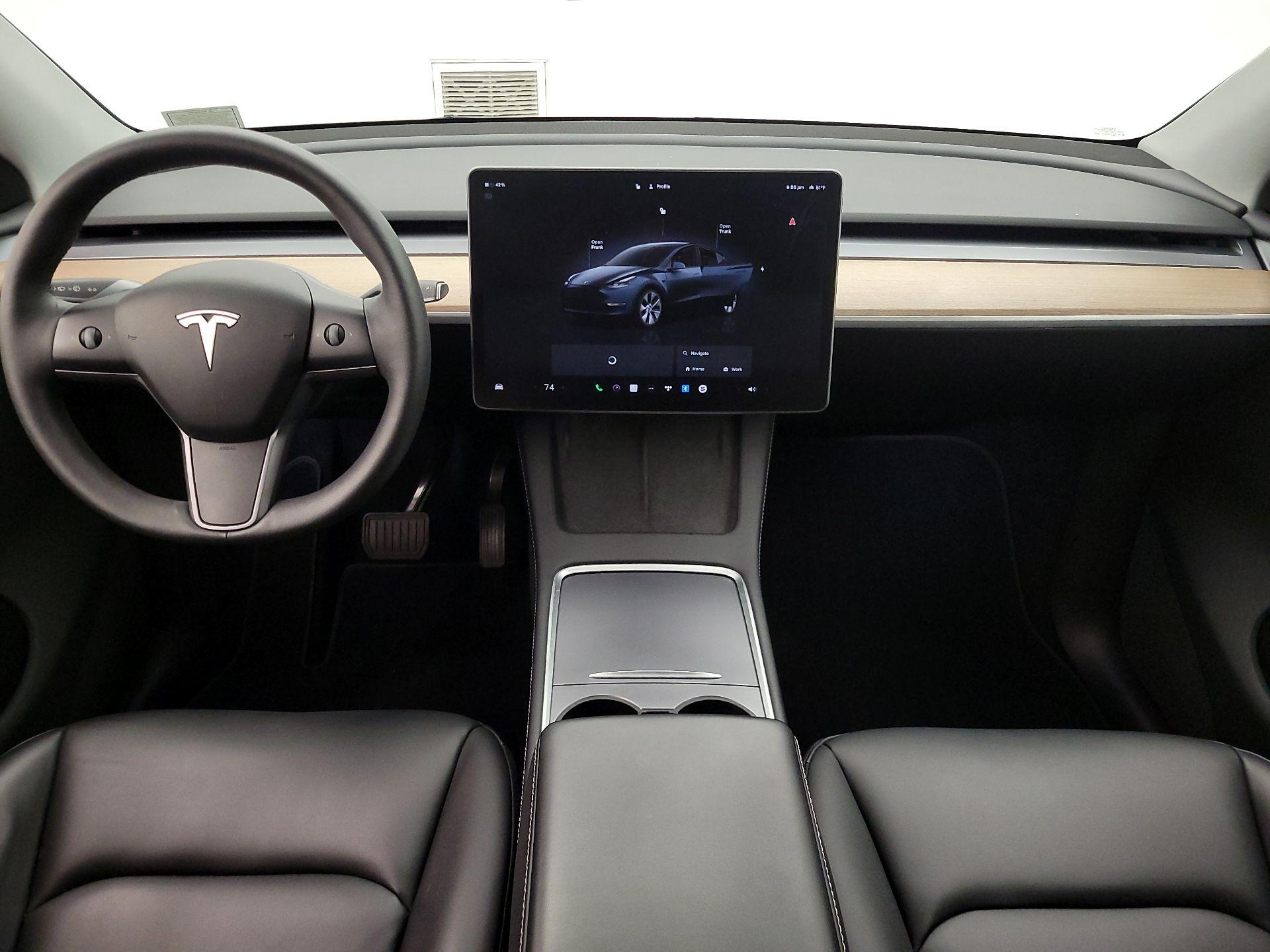 Thumbnail: 2024 Tesla Model Y - 9