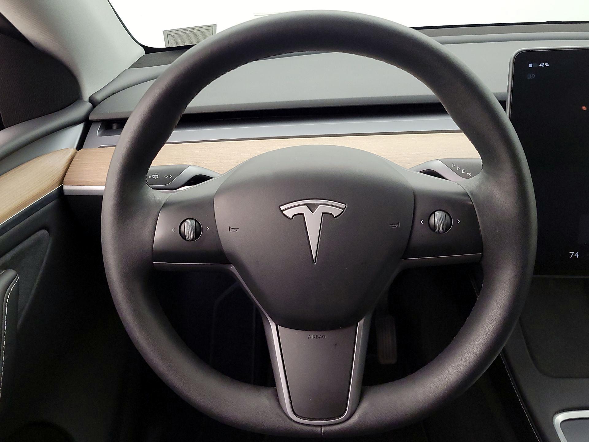 Thumbnail: 2024 Tesla Model Y - 10