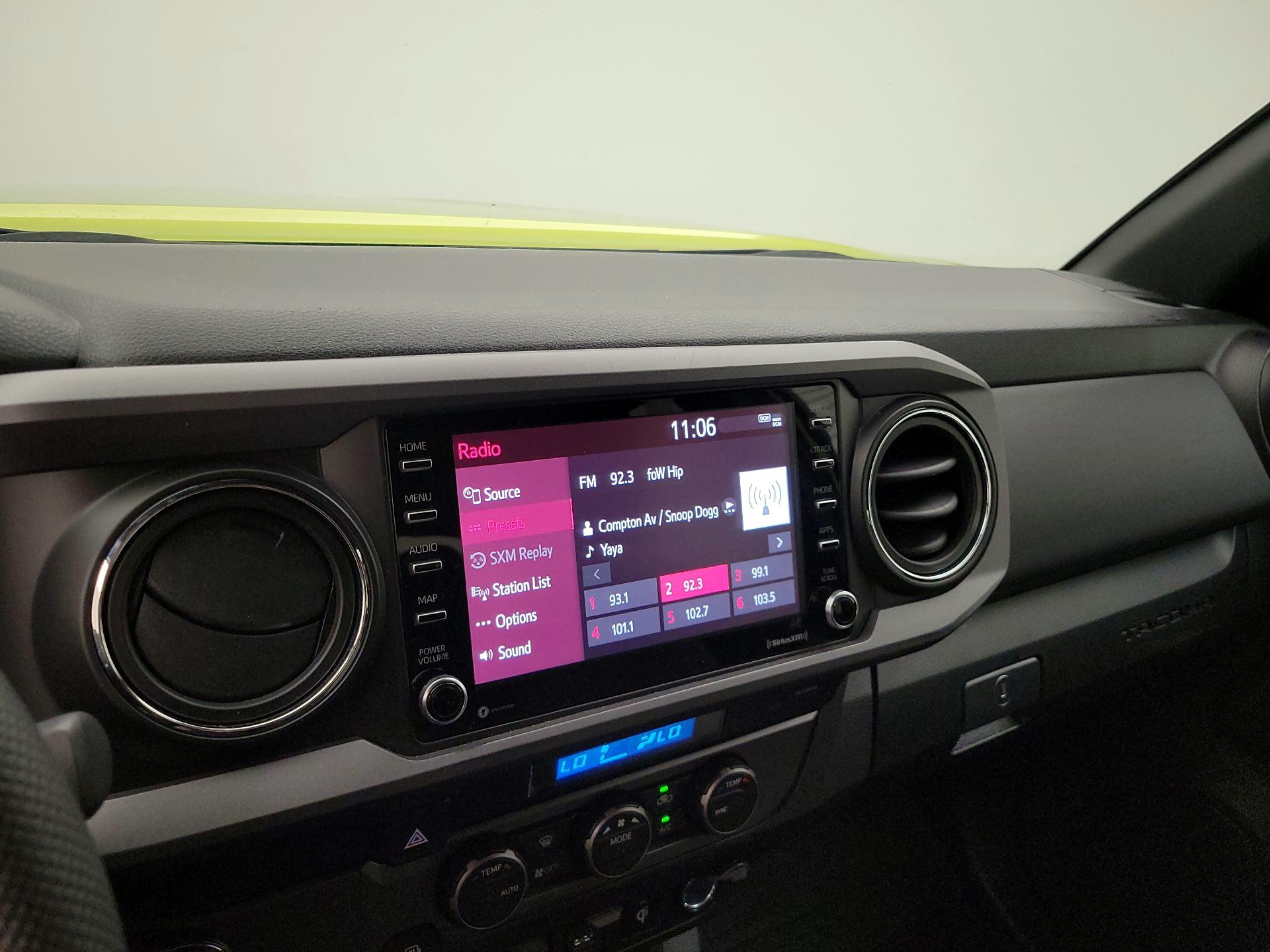 Thumbnail: 2023 Toyota Tacoma - 15