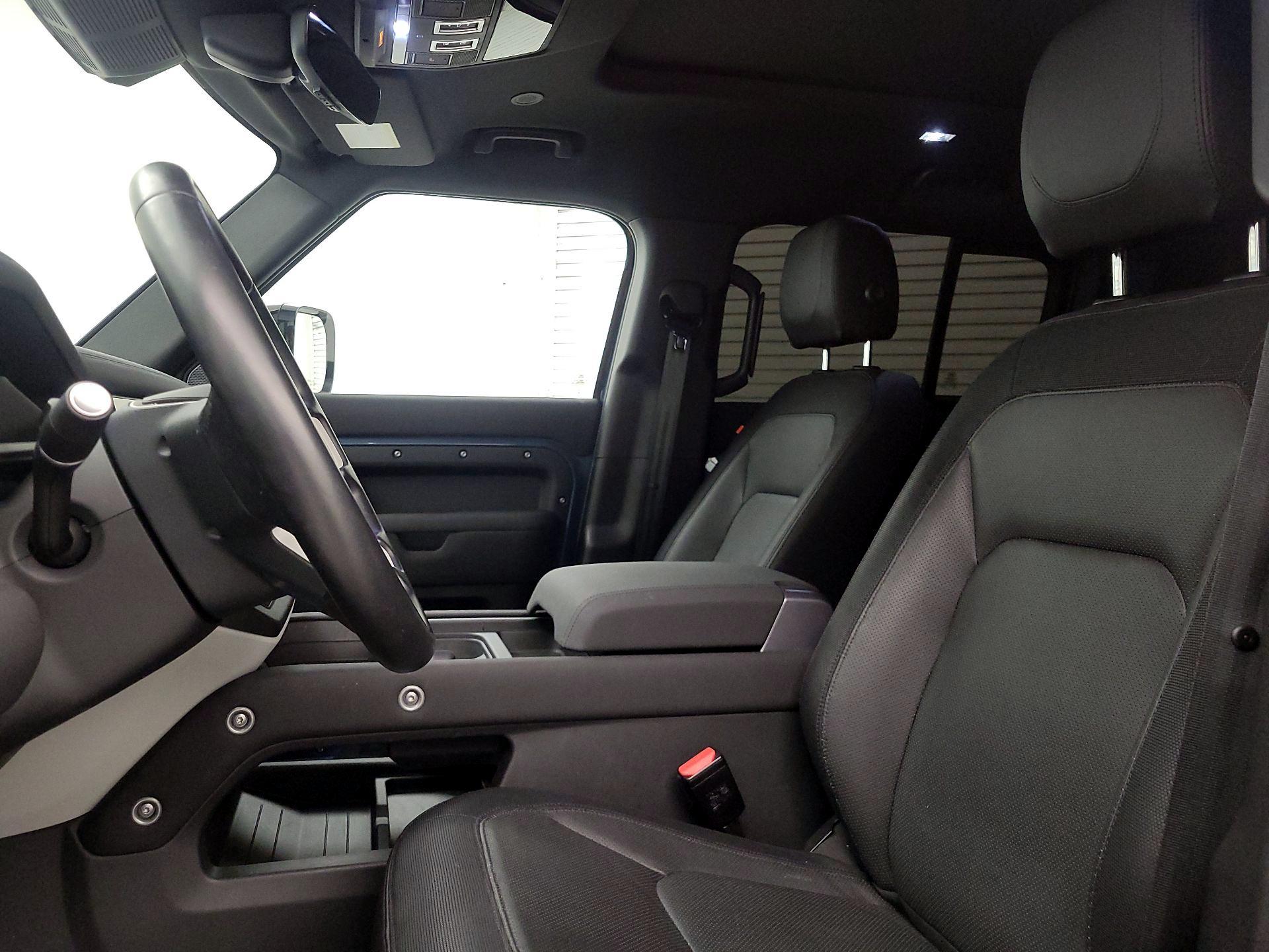 Thumbnail: 2023 Land Rover Defender - 11