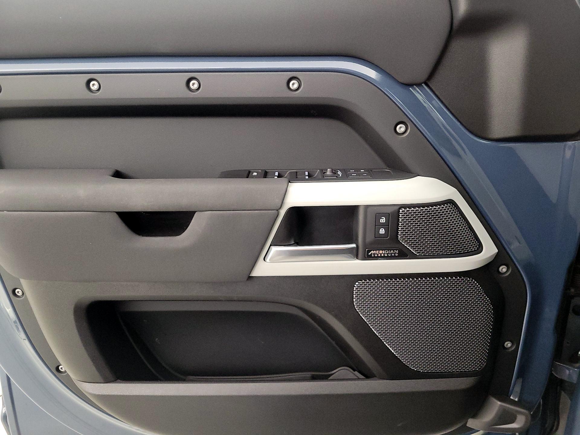 Thumbnail: 2023 Land Rover Defender - 12