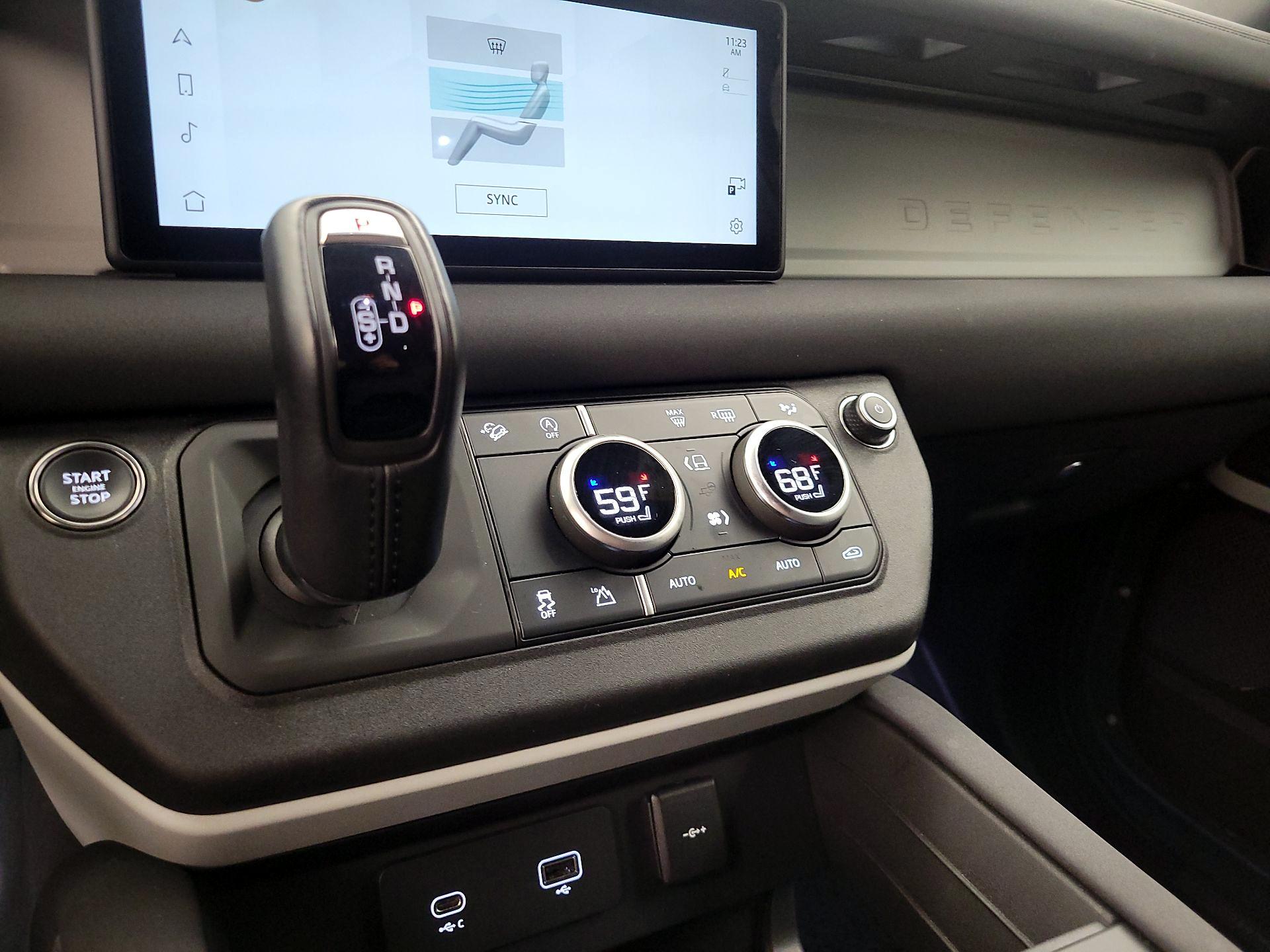 Thumbnail: 2023 Land Rover Defender - 17