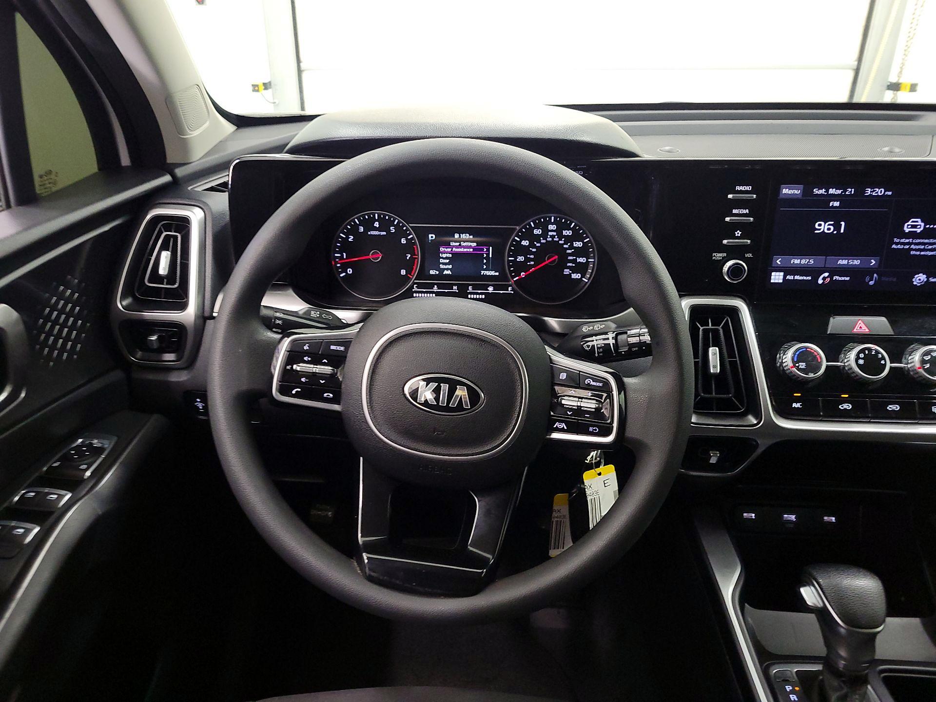 Thumbnail: 2021 Kia Sorento - 10