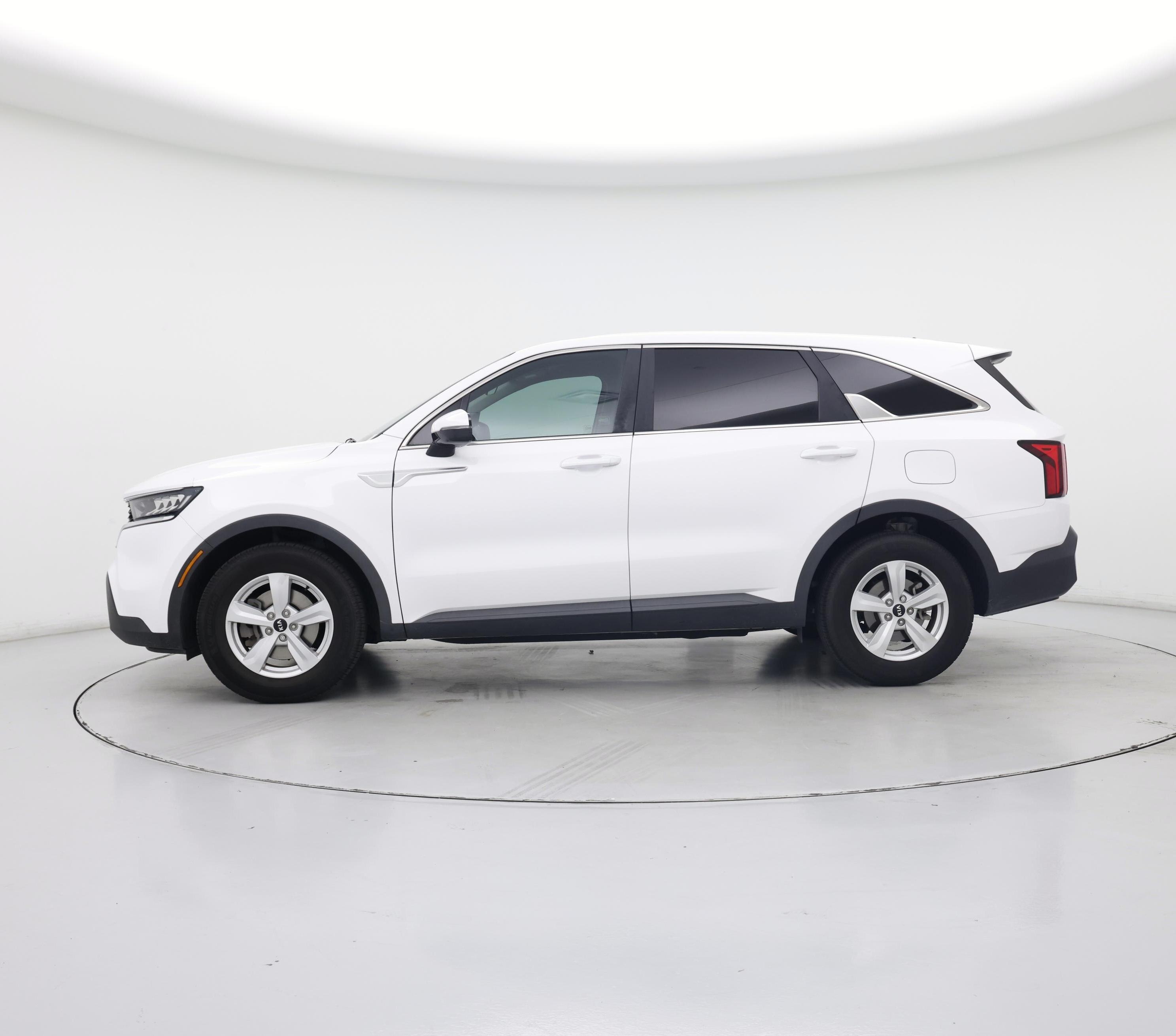 Thumbnail: 2021 Kia Sorento - 3