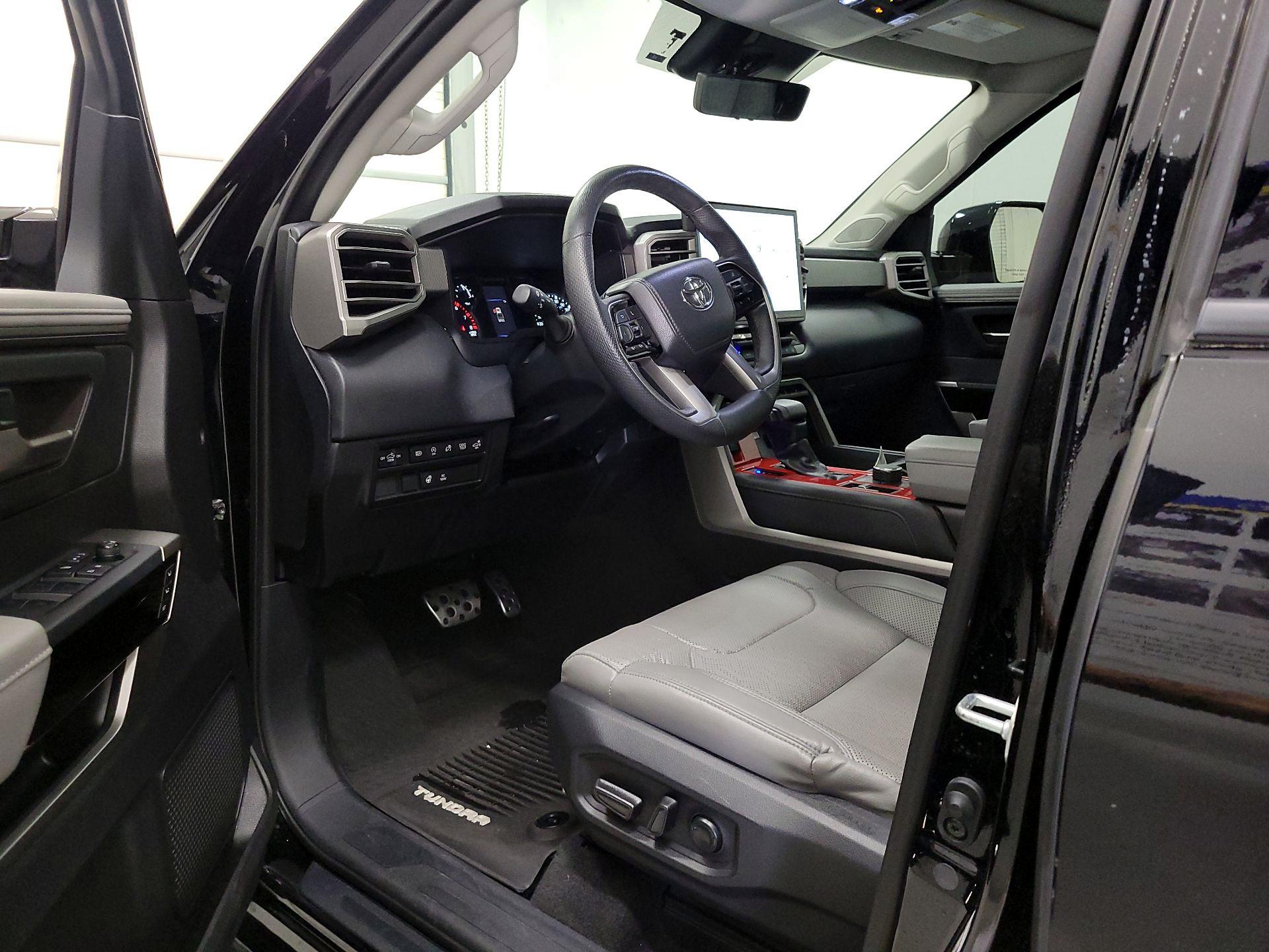 Thumbnail: 2023 Toyota Tundra - 11