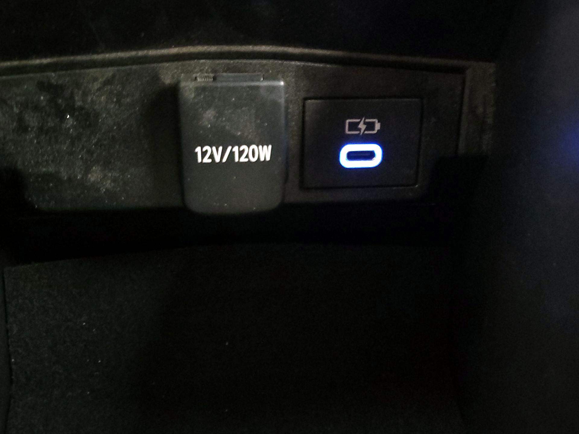 Thumbnail: 2022 Toyota Corolla - 18