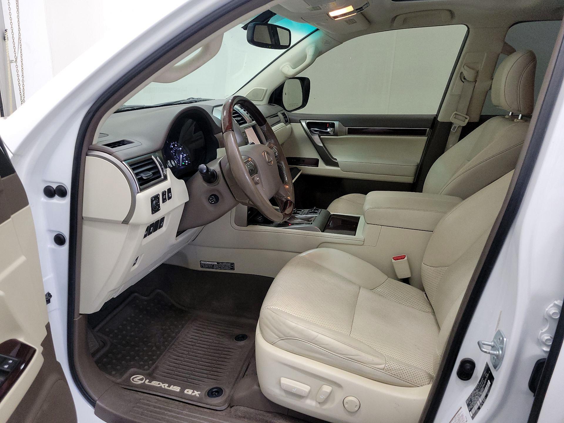 Thumbnail: 2017 Lexus GX - 11