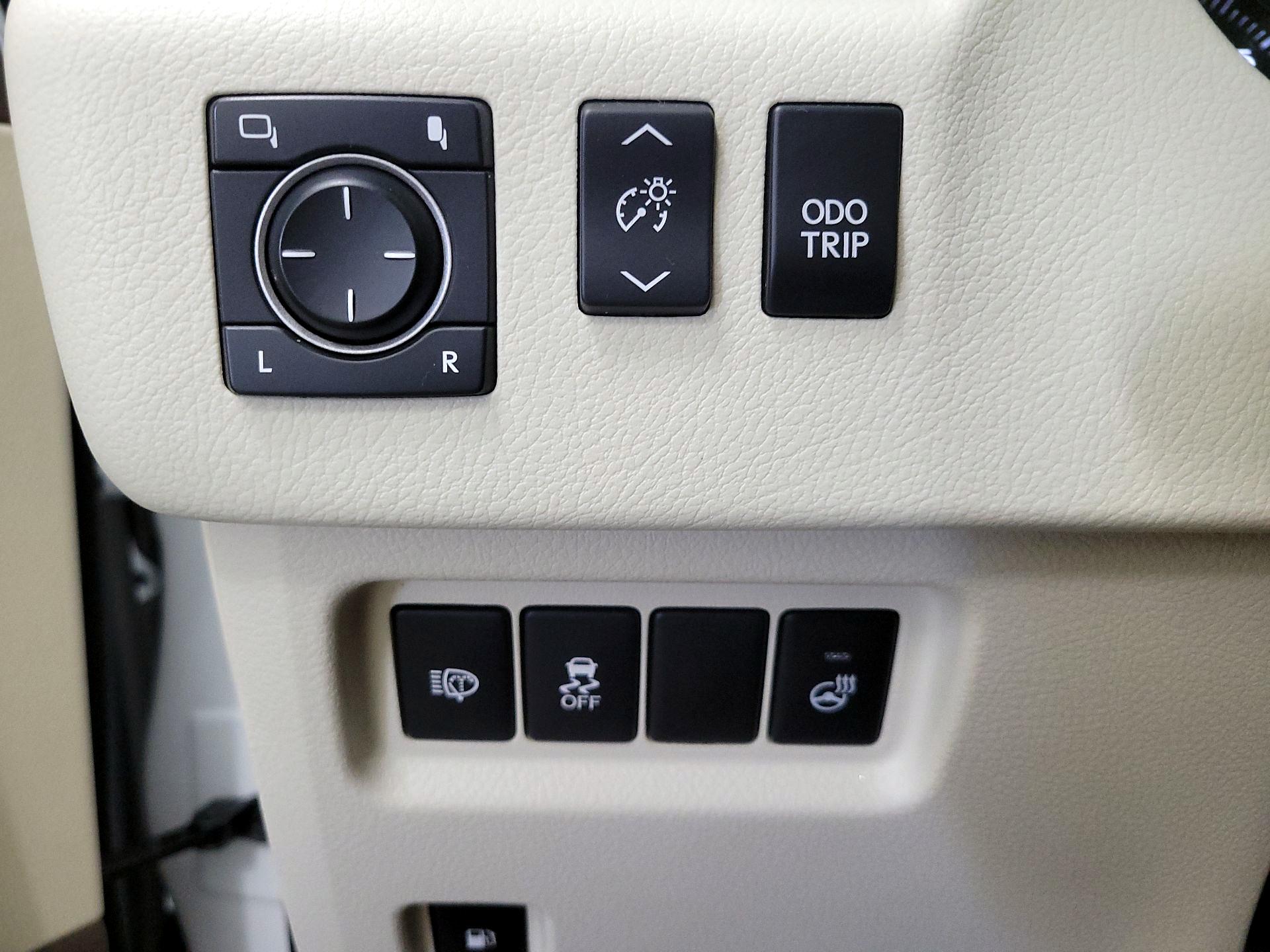 Thumbnail: 2017 Lexus GX - 13