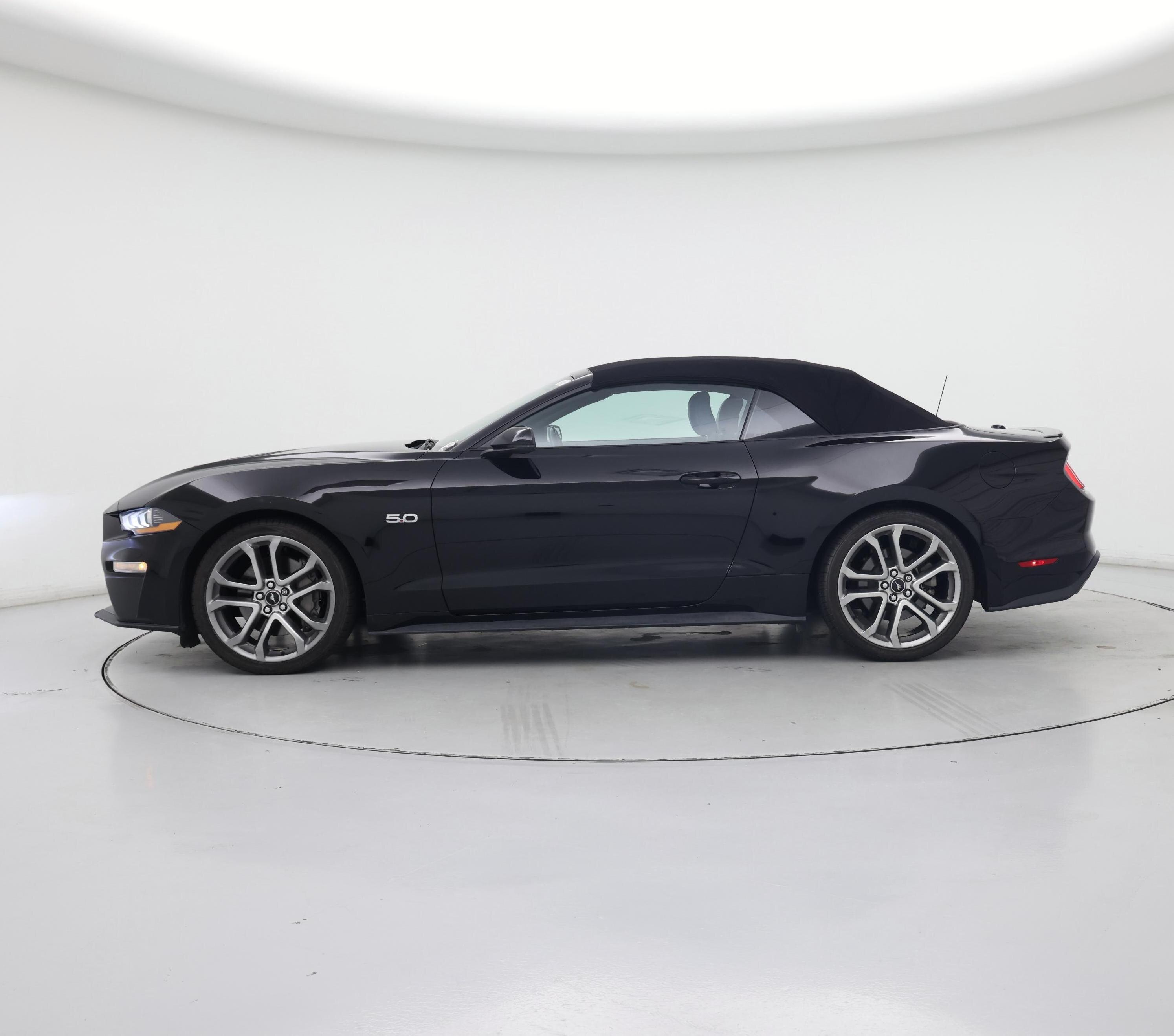 Thumbnail: 2019 Ford Mustang - 3