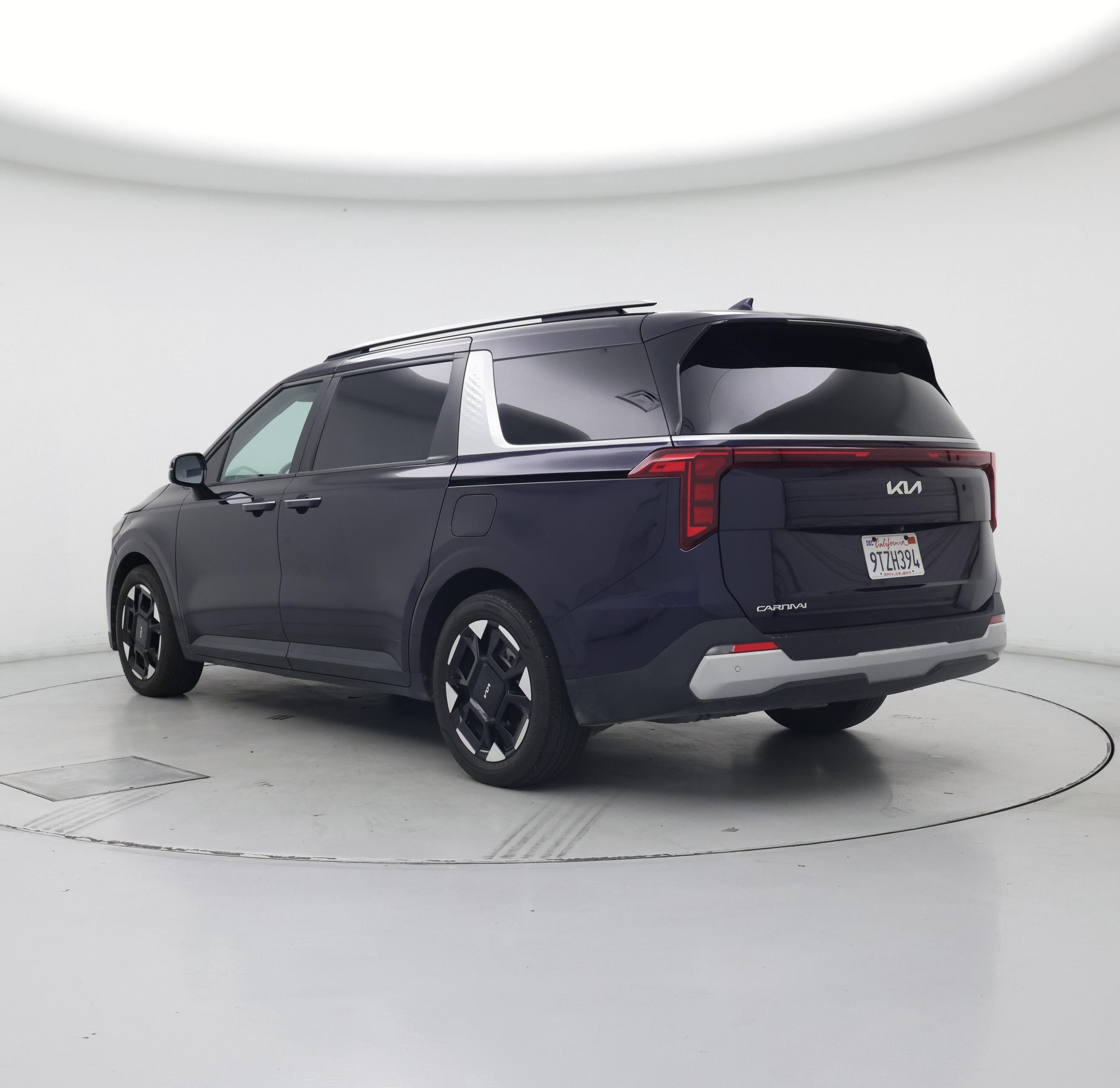 Thumbnail: 2025 Kia Carnival - 2