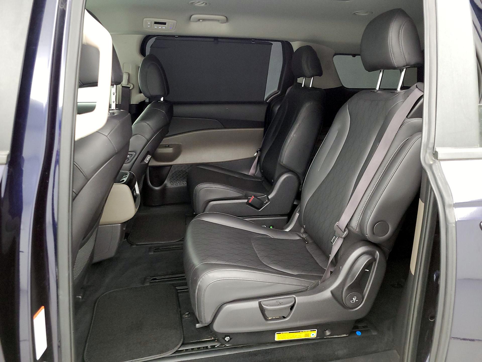 Thumbnail: 2025 Kia Carnival - 20