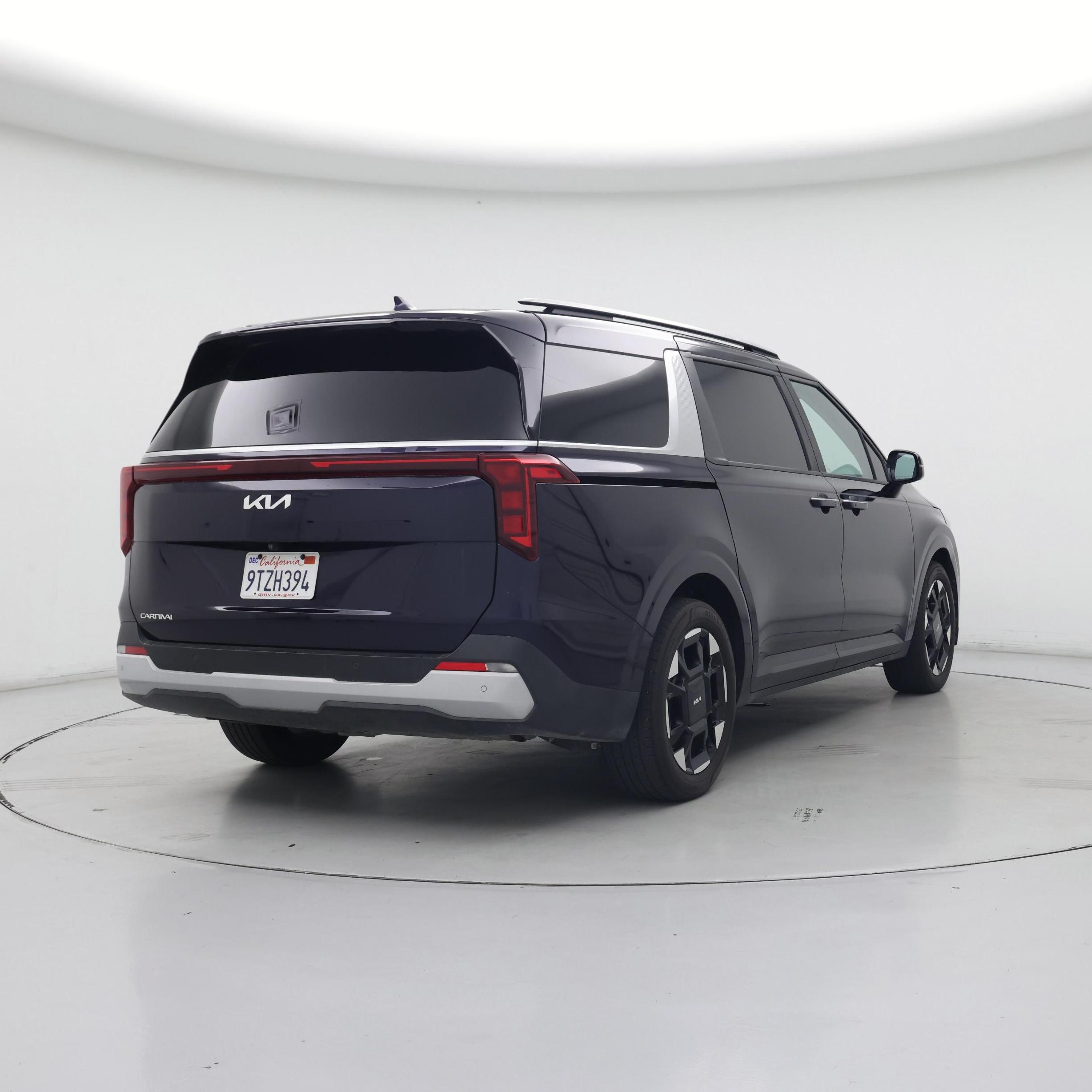 Thumbnail: 2025 Kia Carnival - 8
