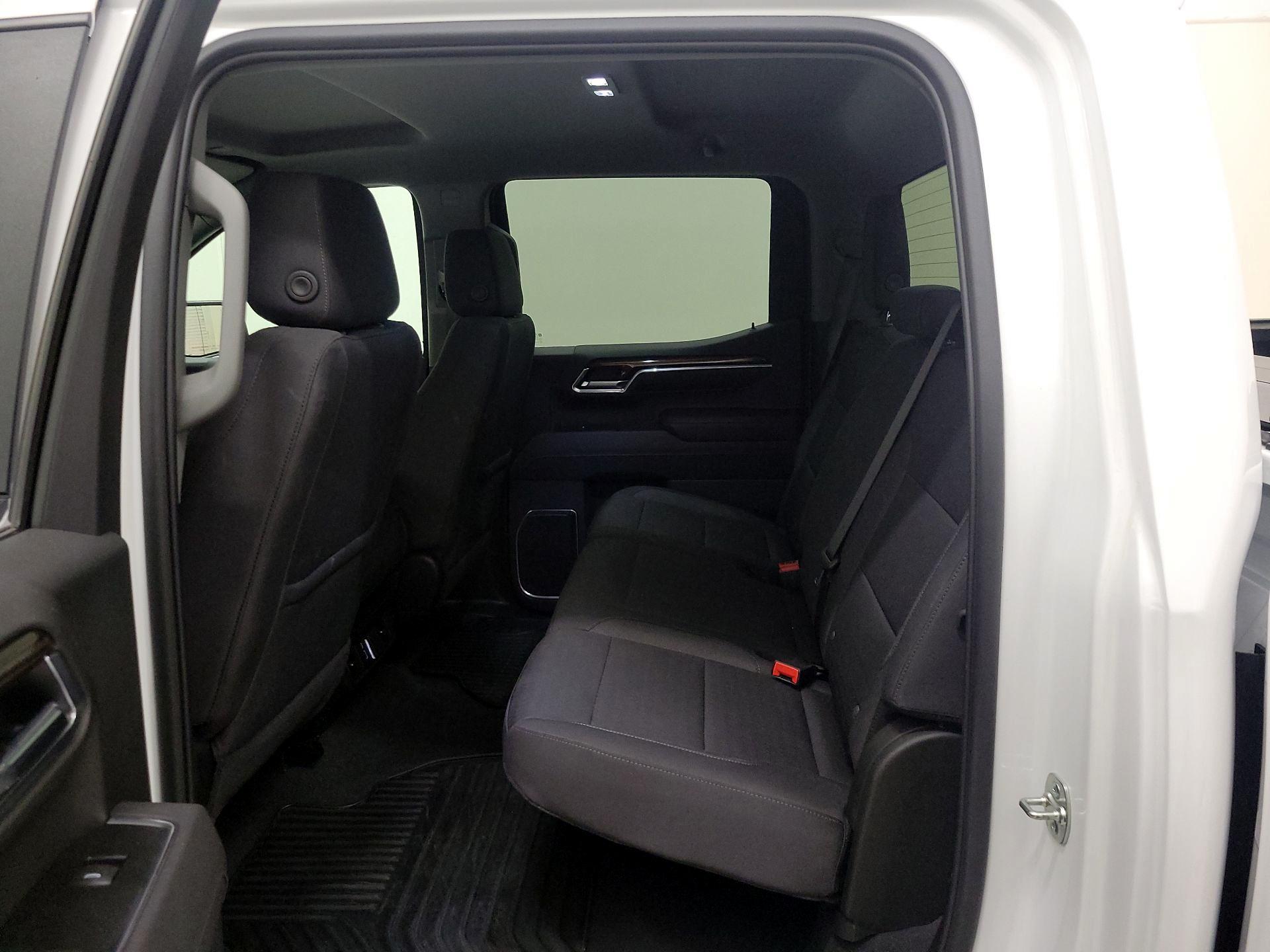 Thumbnail: 2025 Chevrolet Silverado 1500 - 19