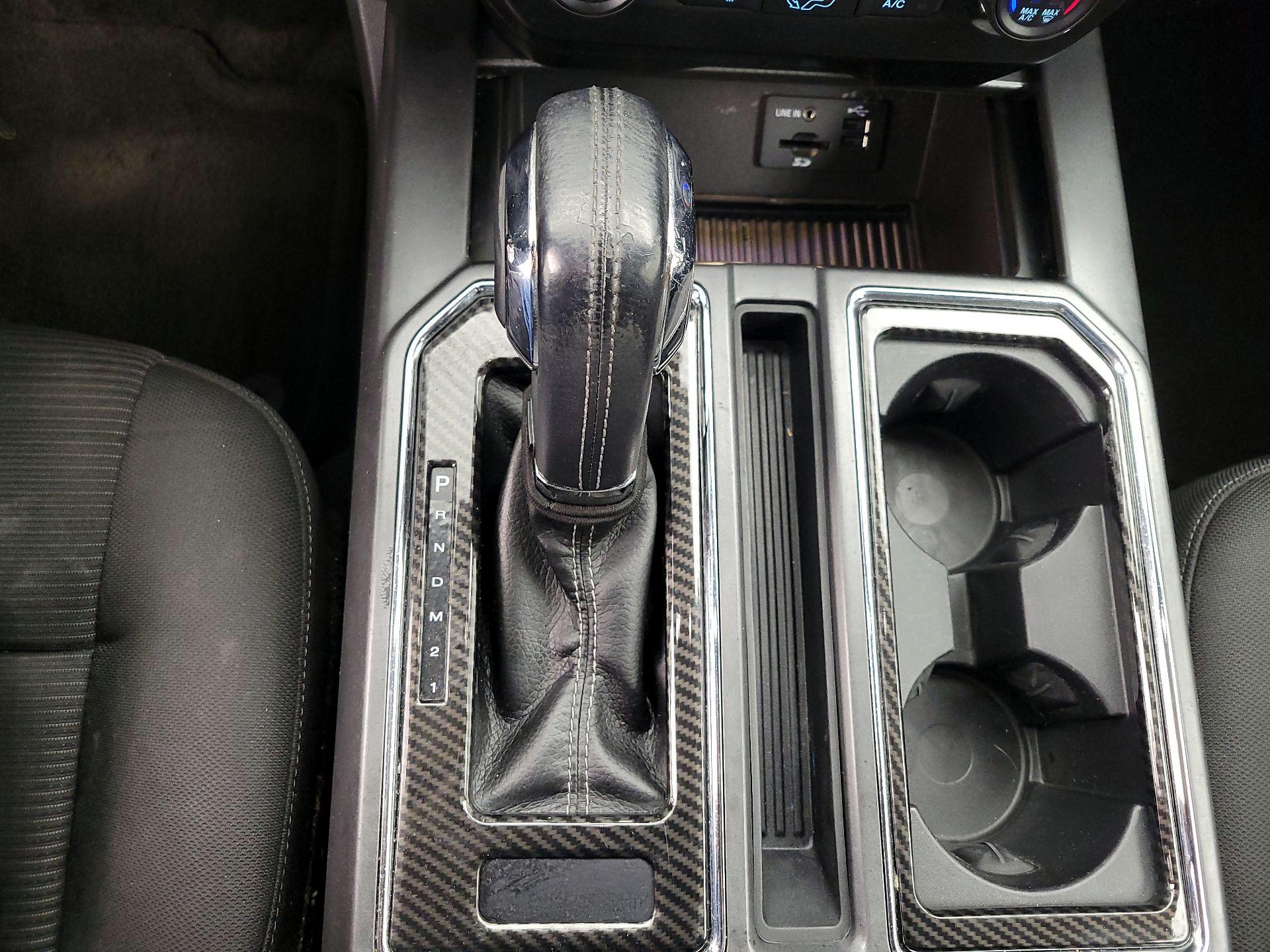 Thumbnail: 2015 Ford F-150 - 17