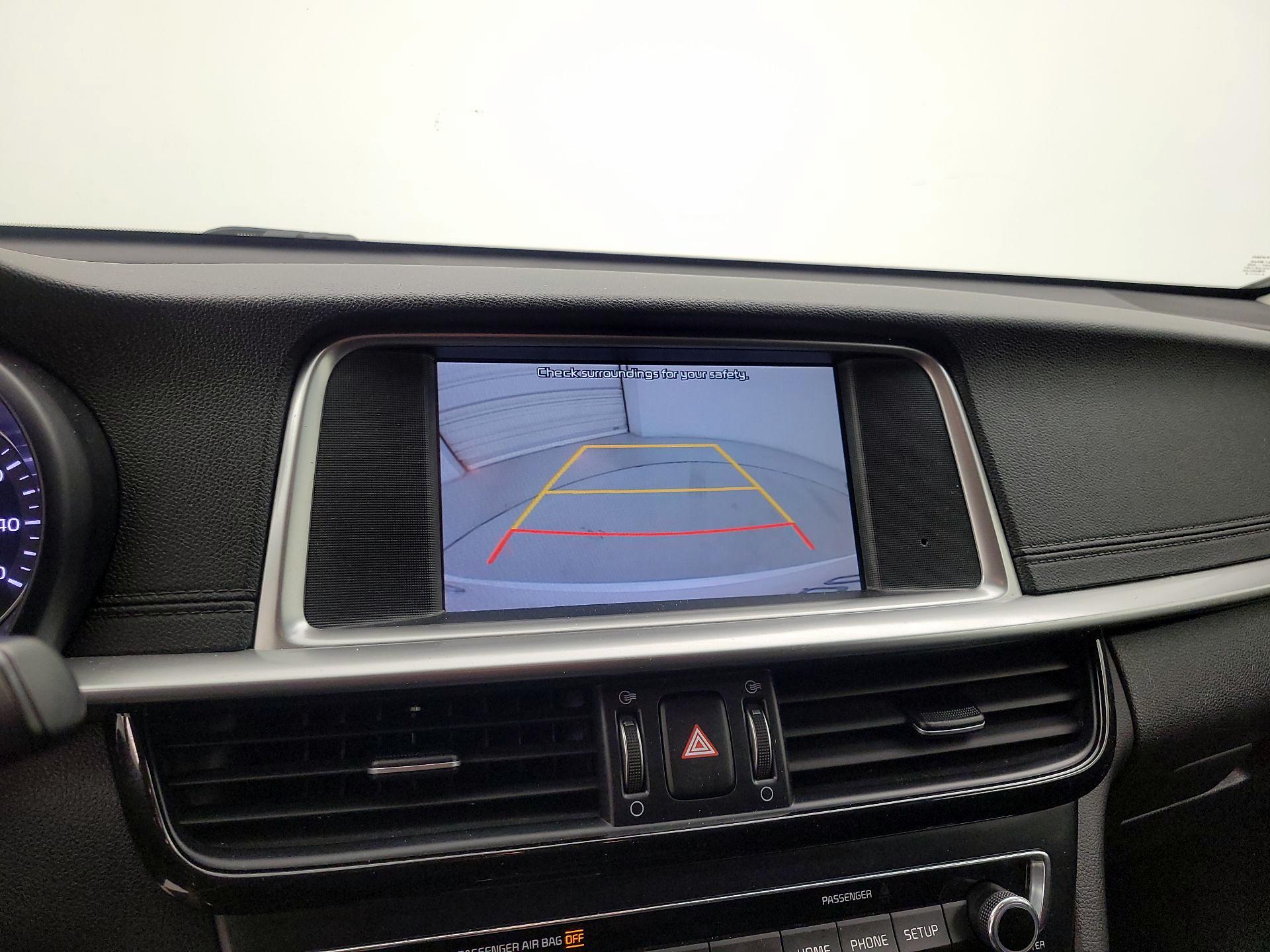 Thumbnail: 2020 Kia Optima - 12