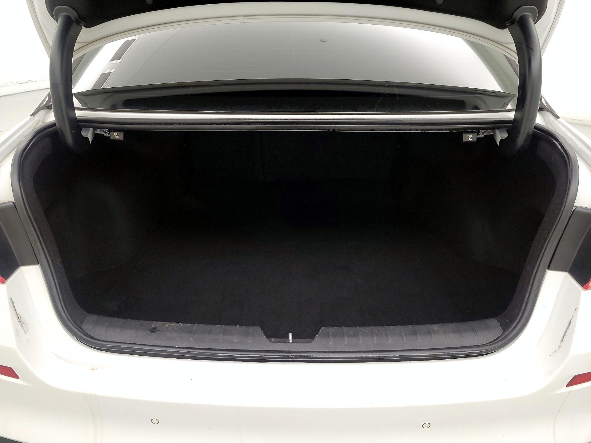 Thumbnail: 2020 Kia Optima - 18