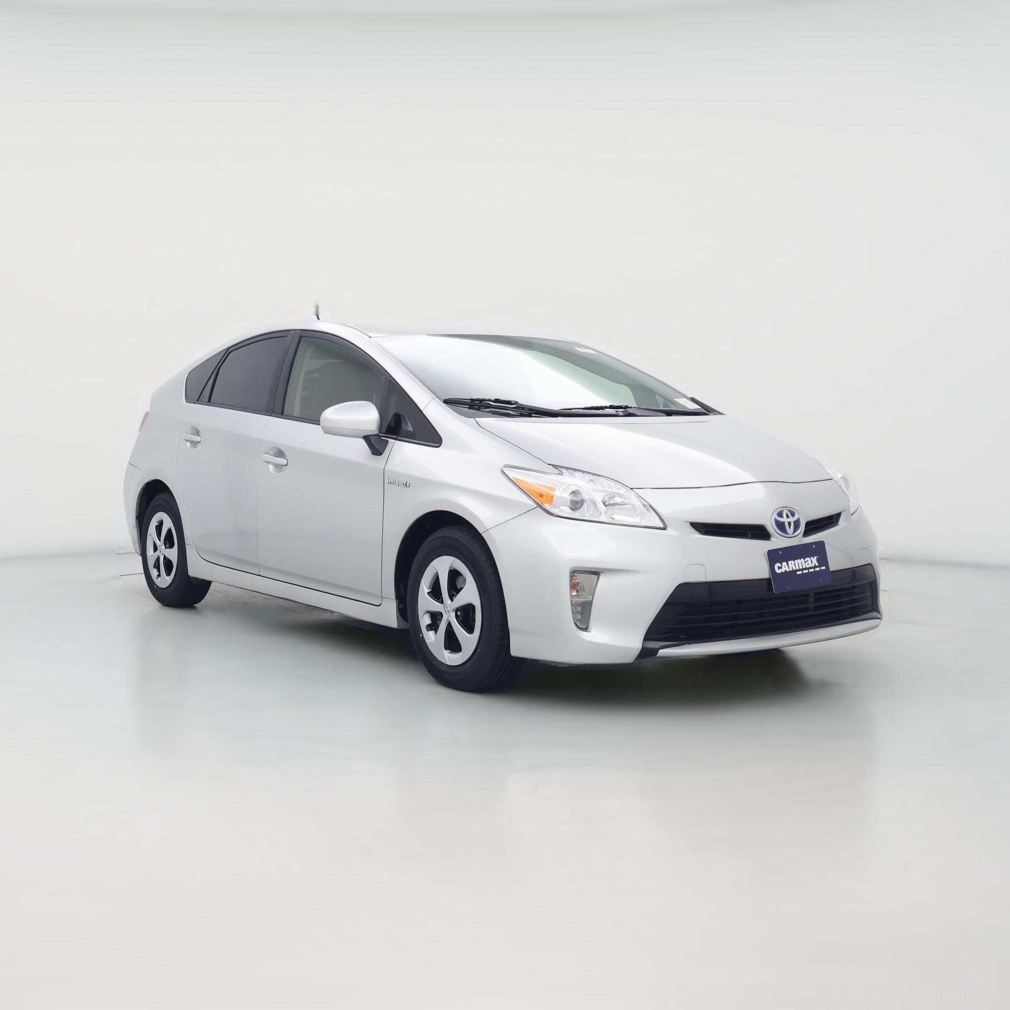 Thumbnail: 2015 Toyota Prius - 1