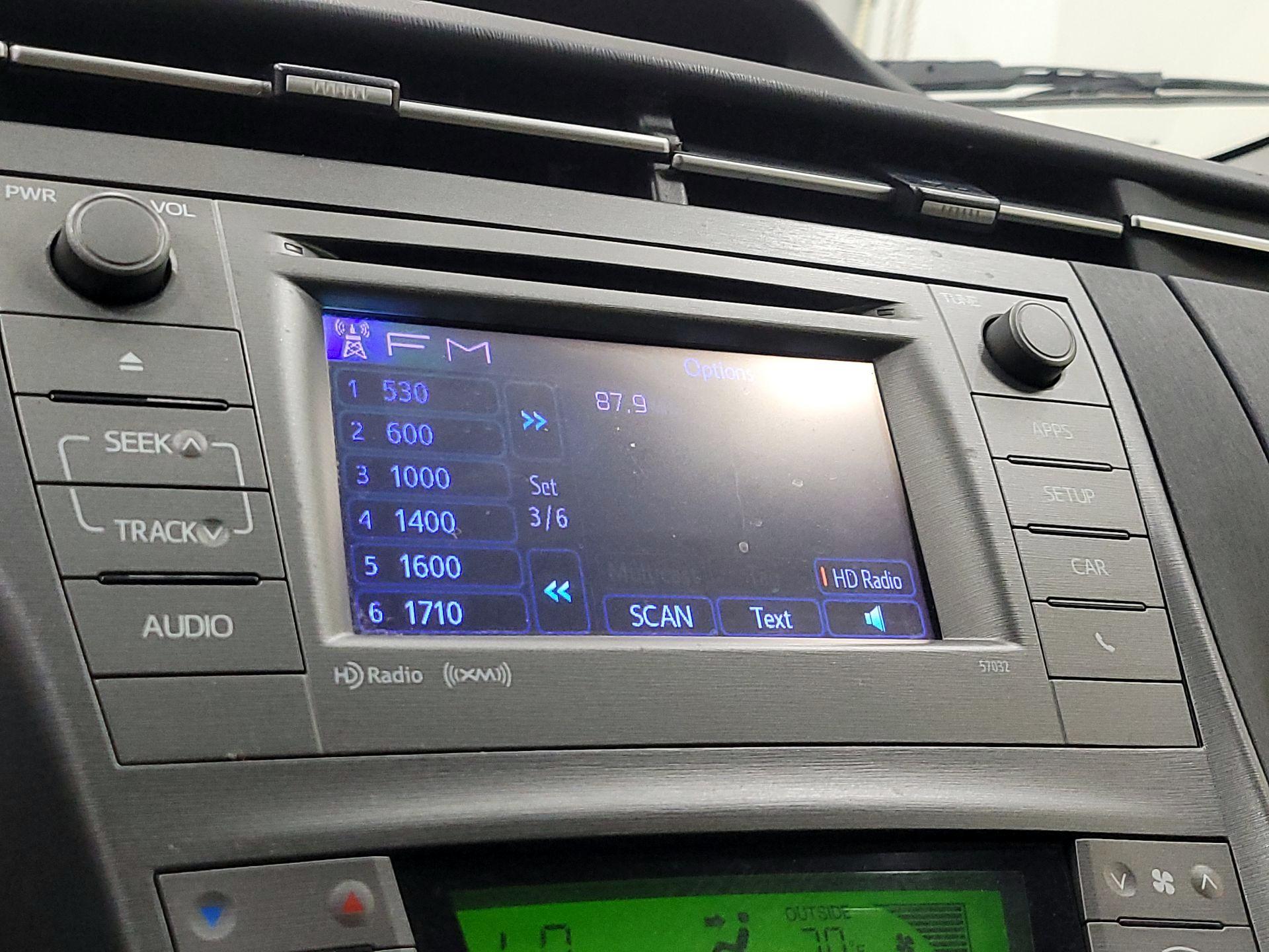 Thumbnail: 2015 Toyota Prius - 15