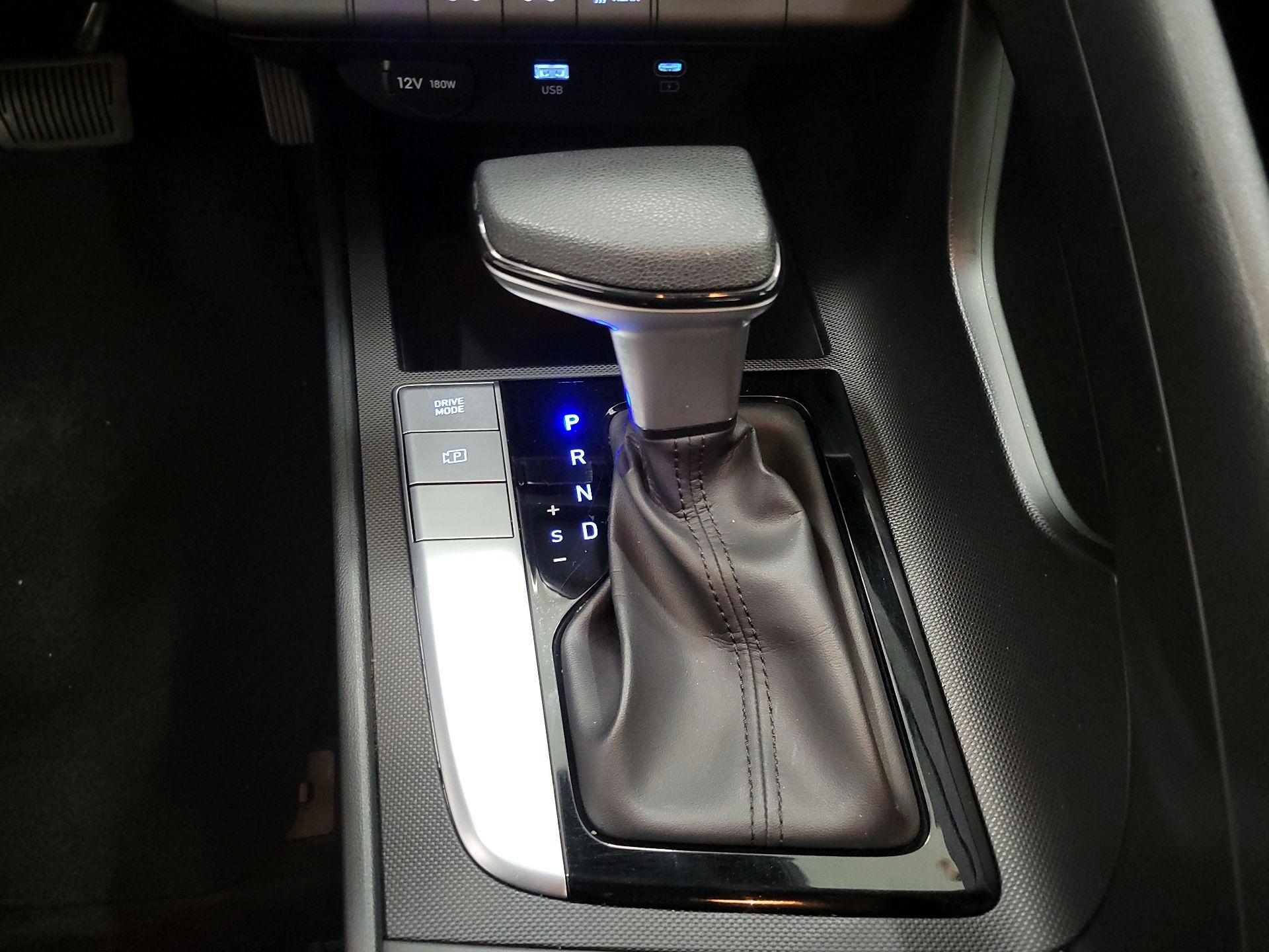 Thumbnail: 2024 Hyundai Elantra - 17