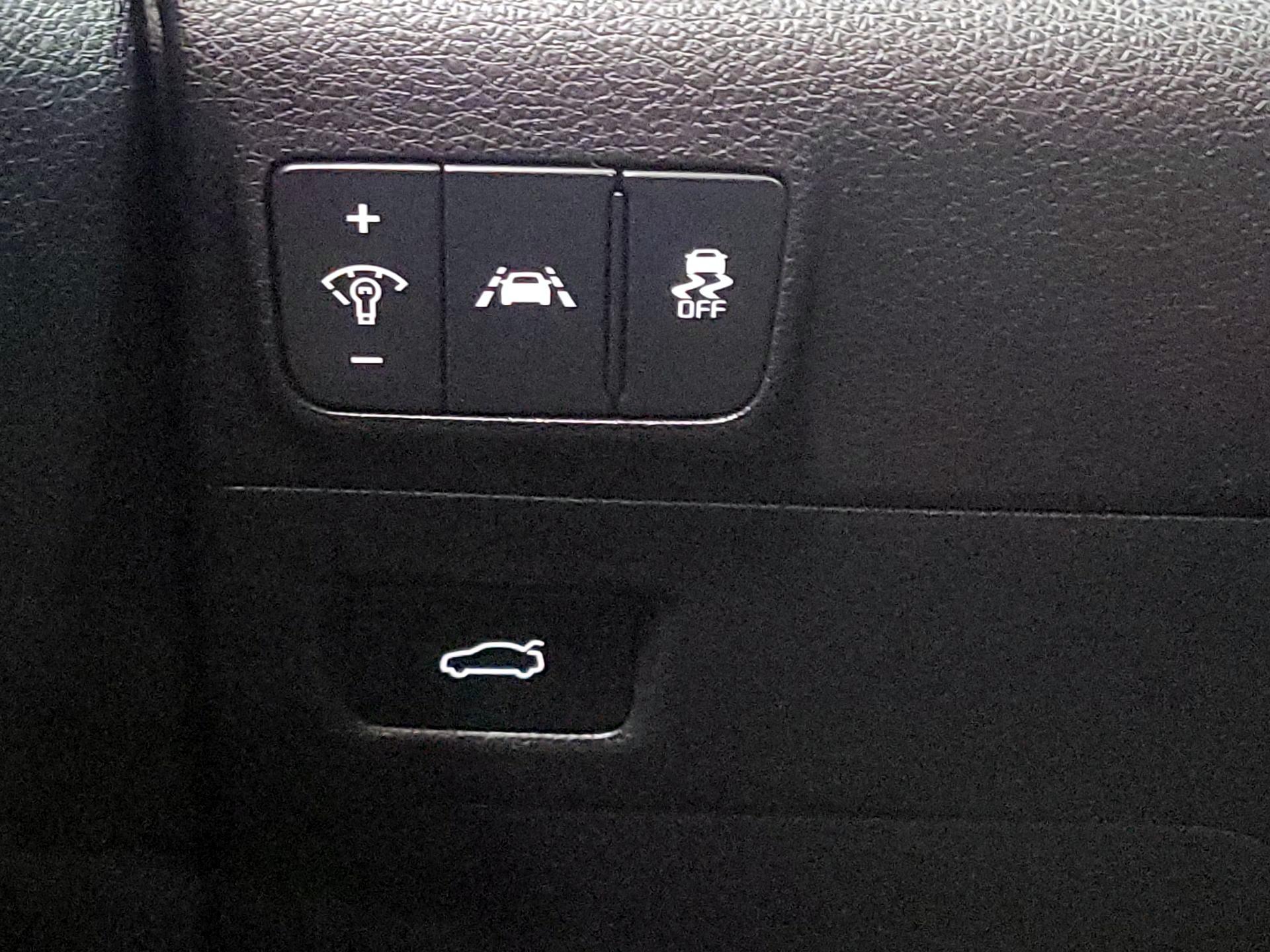 Thumbnail: 2023 Kia K5 - 13