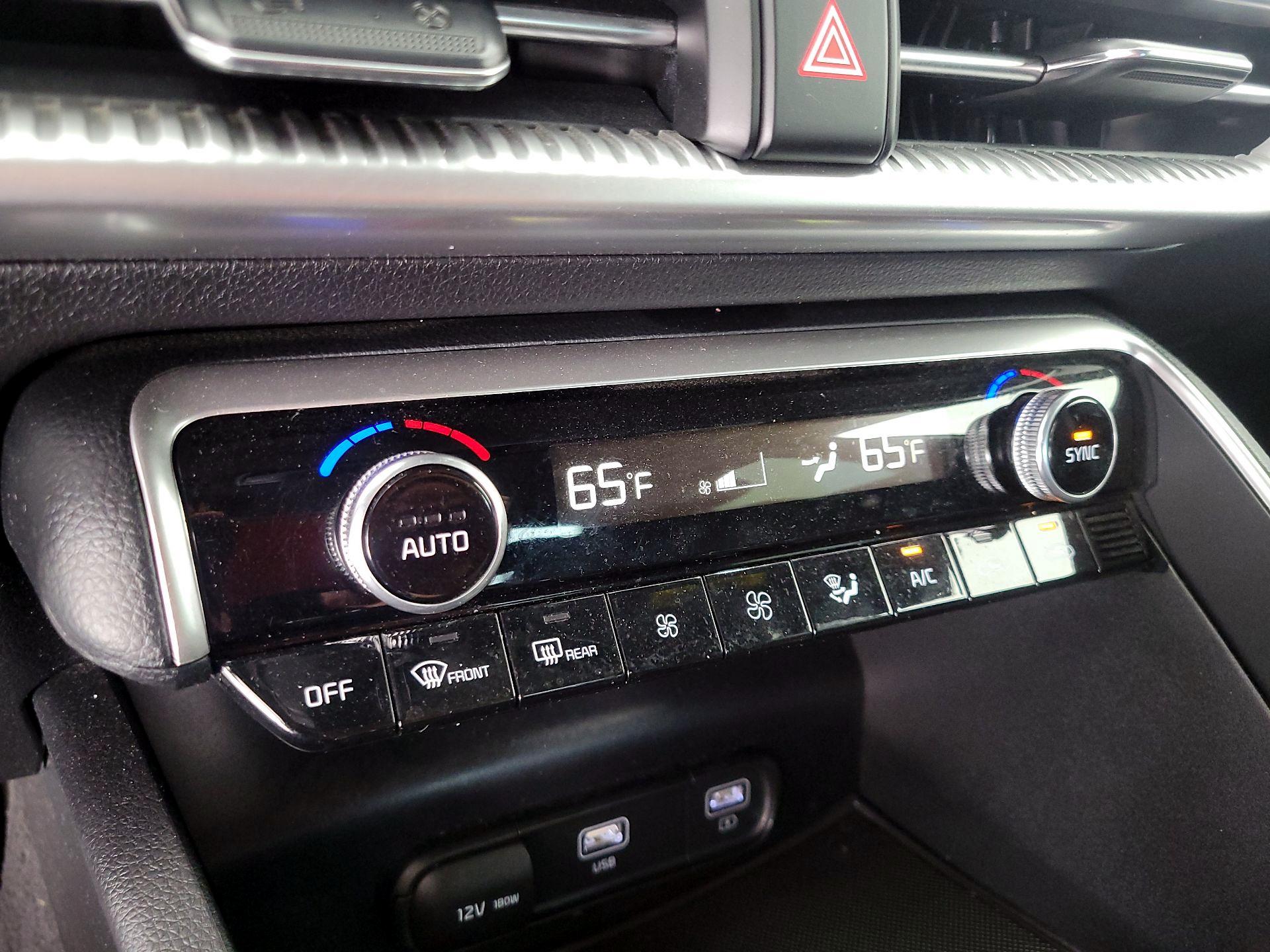 Thumbnail: 2023 Kia K5 - 16