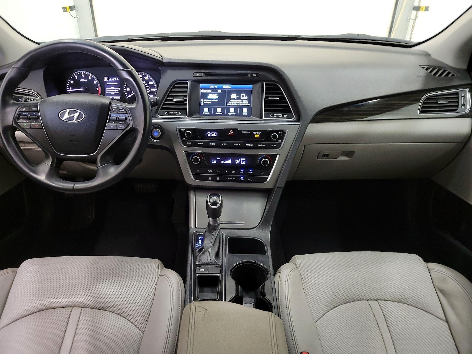 2017 Hyundai Sonata Limited - Photo 10