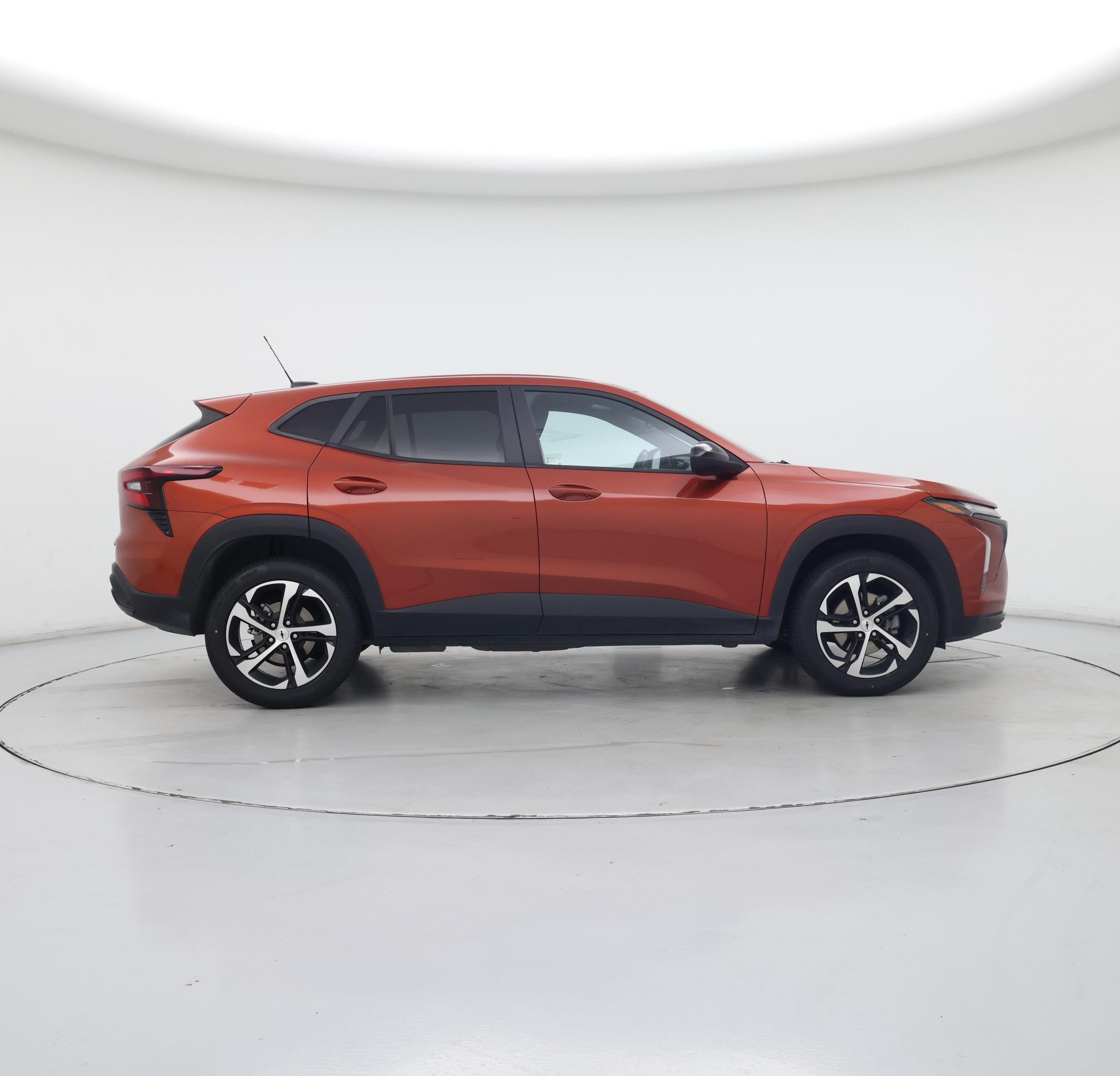 Thumbnail: 2024 Chevrolet Trax - 7
